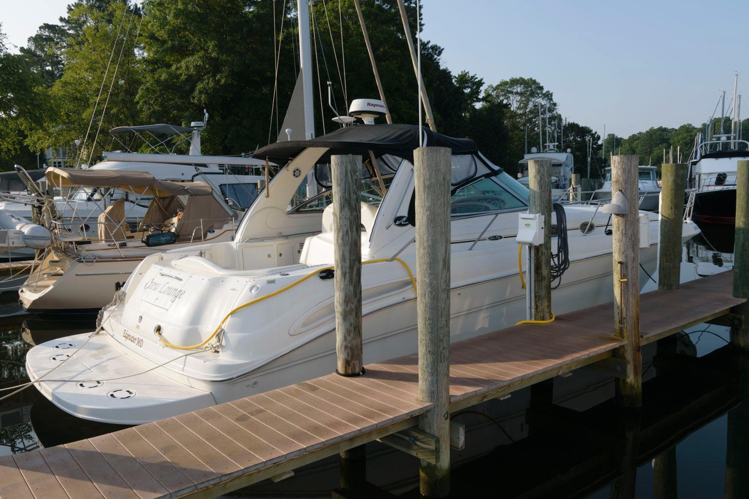 2001 Sea Ray 410 Express Cruiser