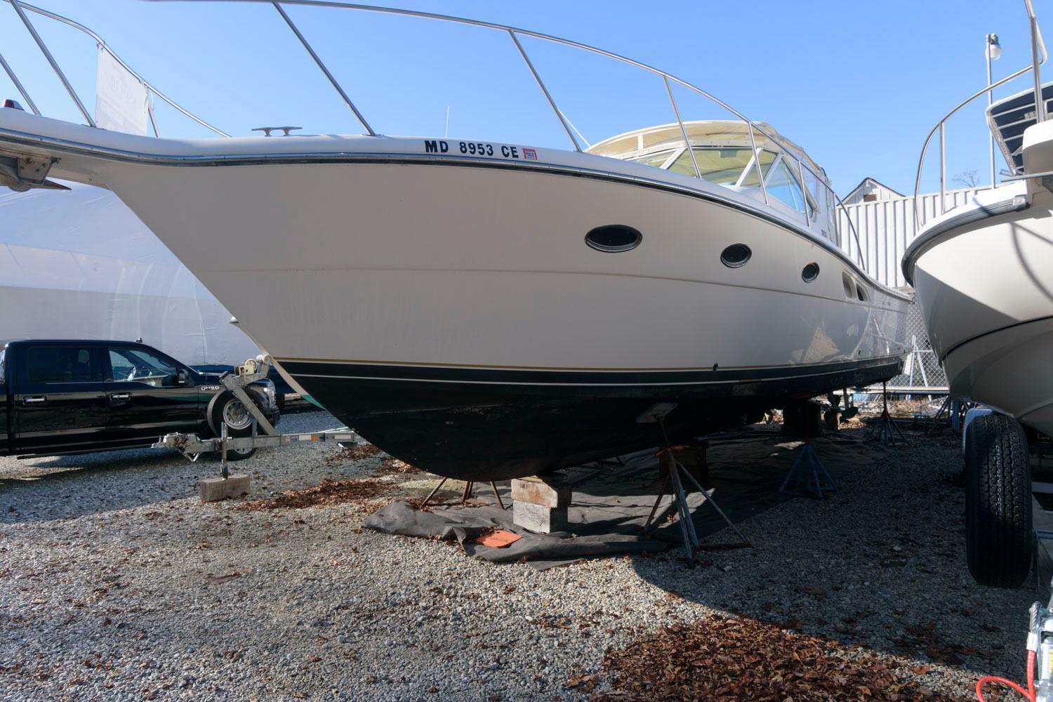 1998 Tiara Yachts 3500 Open