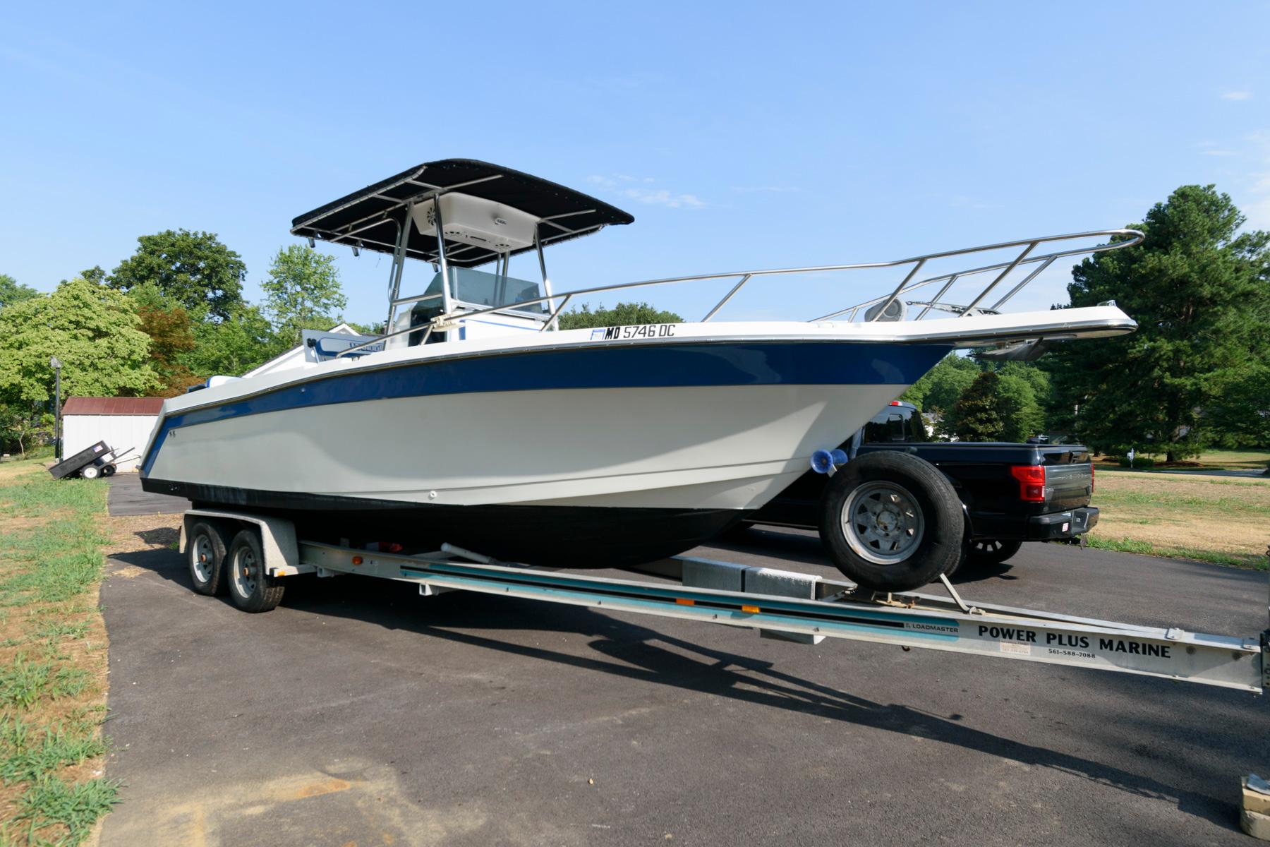 1994 Wahoo 26 CENTER CONSOLE