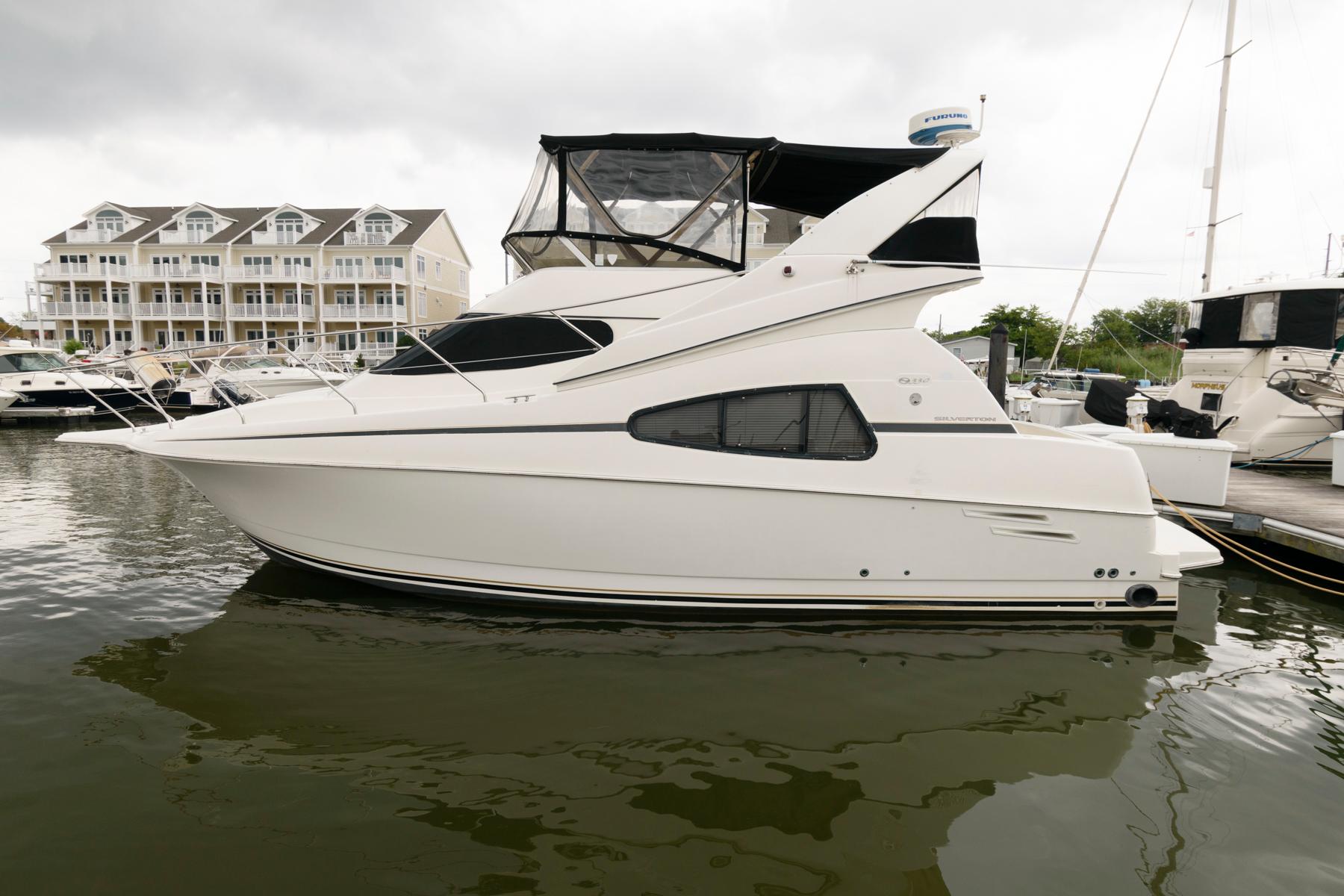 2000 Silverton 330 Sport Bridge