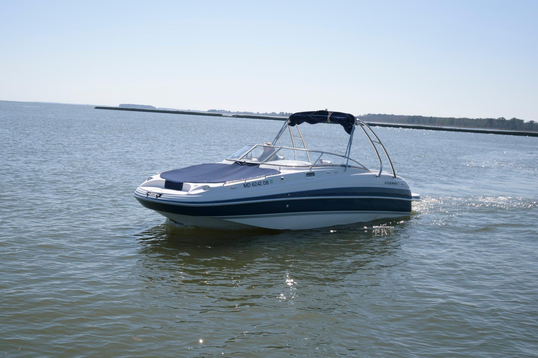 2009 Four Winns 274 Funship