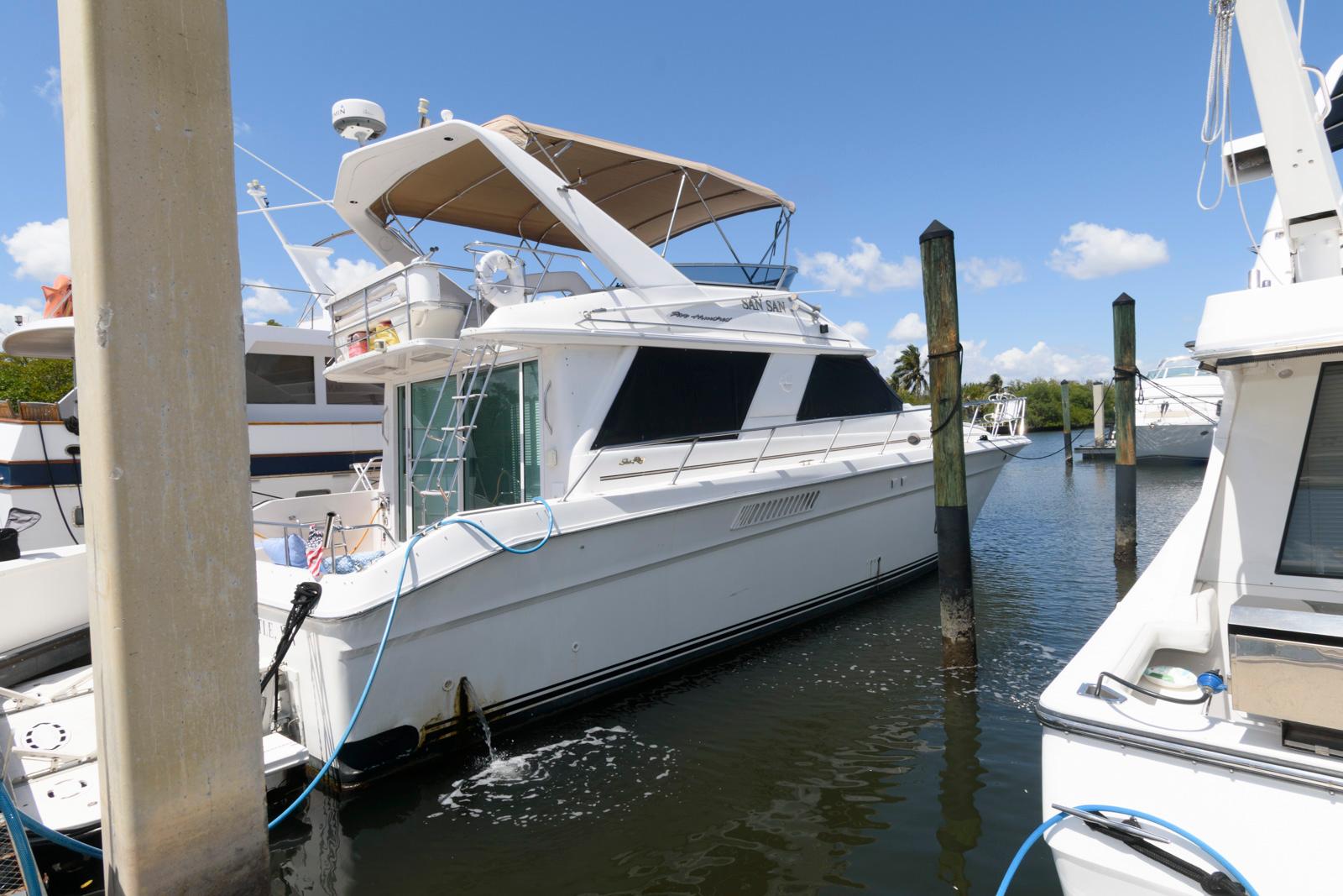 1995 Sea Ray 500 Sedan Bridge