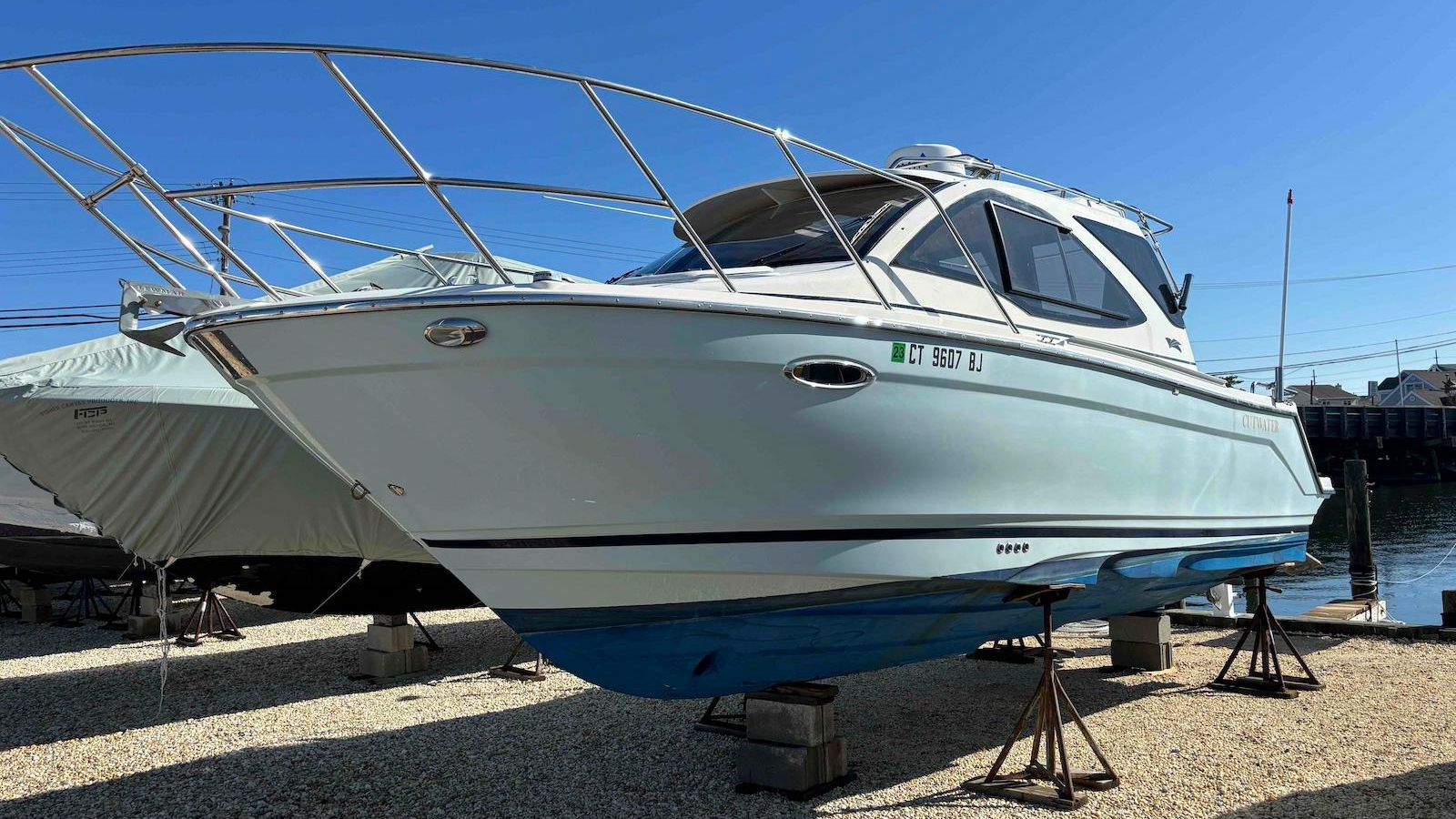 2017-cutwater-c-242-sport-coupe-power-9729026-20250326114825649-1_XLARGE.jpg