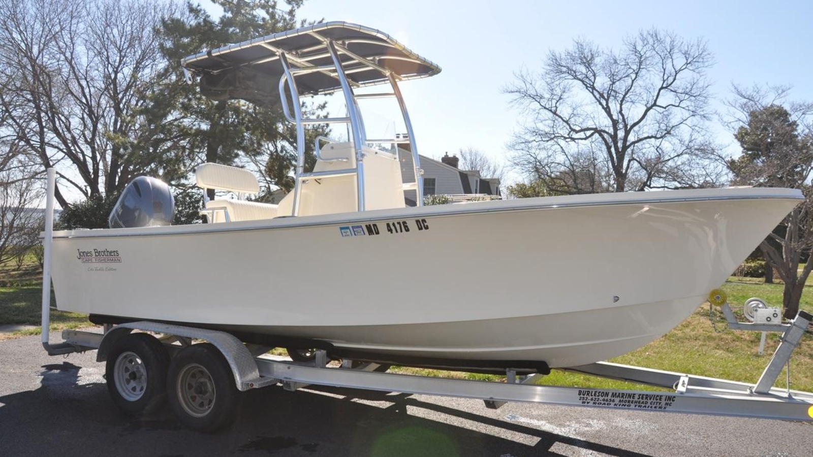2020-jones-brothers-20-cape-fisherman-power-9703093-20250318123610086-1_XLARGE.jpg