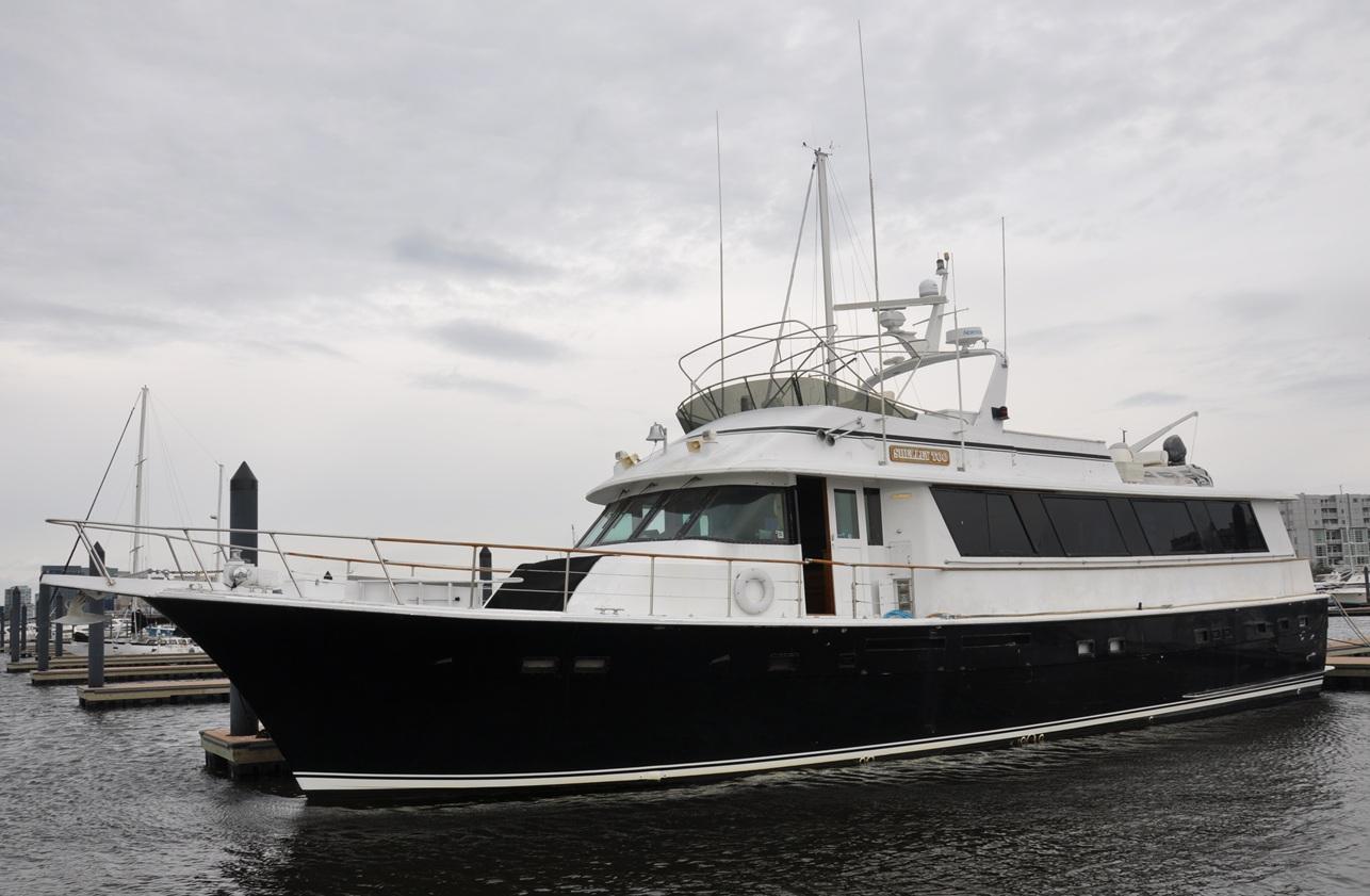 1985 Hatteras 72 Motor Yacht