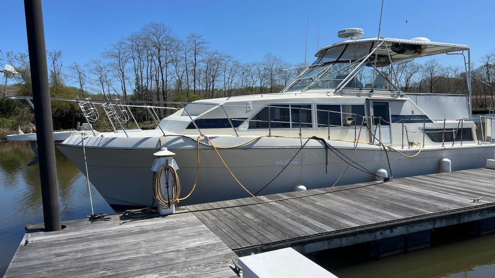 1986-chris-craft-381-catalina-power-9759796-20250415134506683-1_XLARGE.jpg
