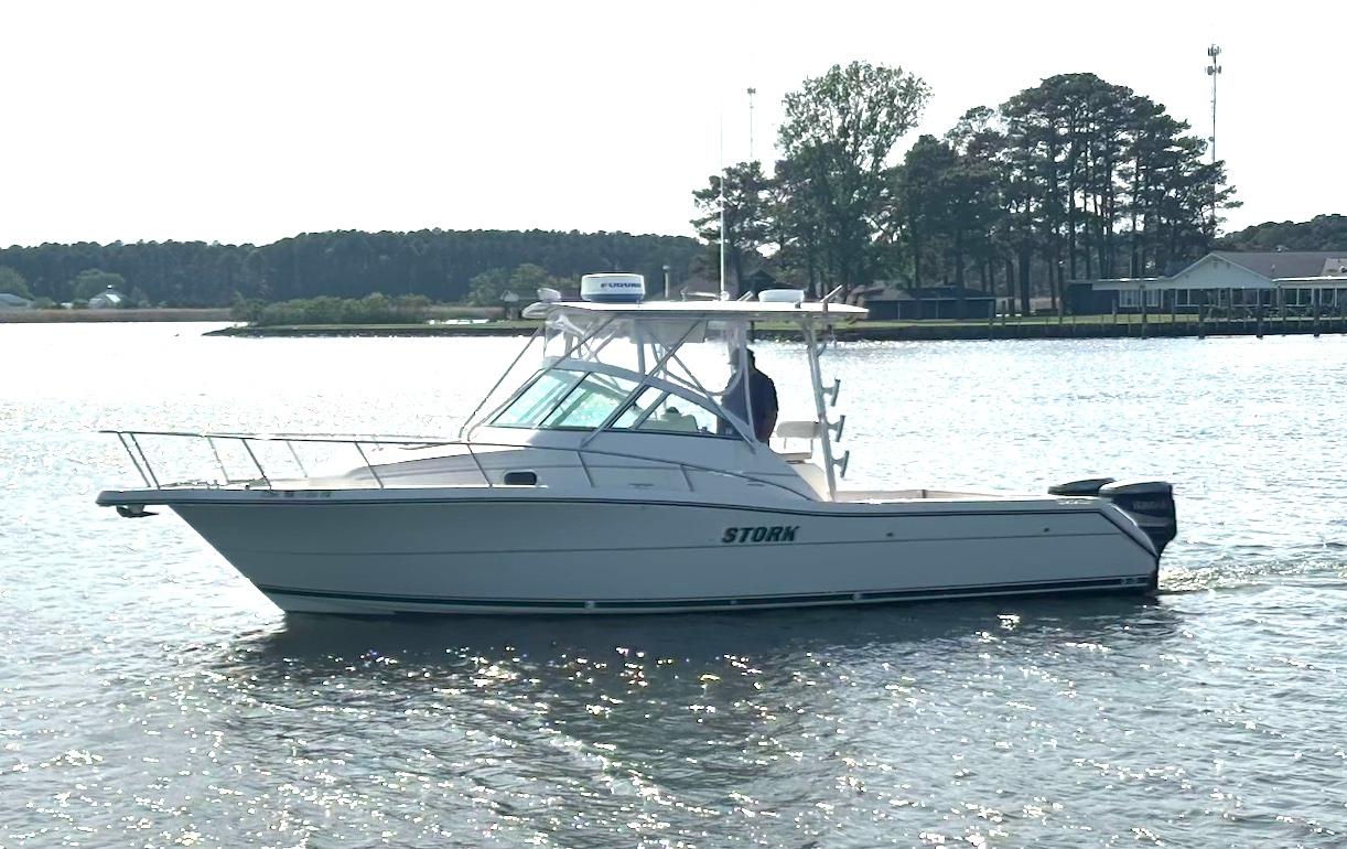 2000 Pursuit 3070 Offshore Center Console