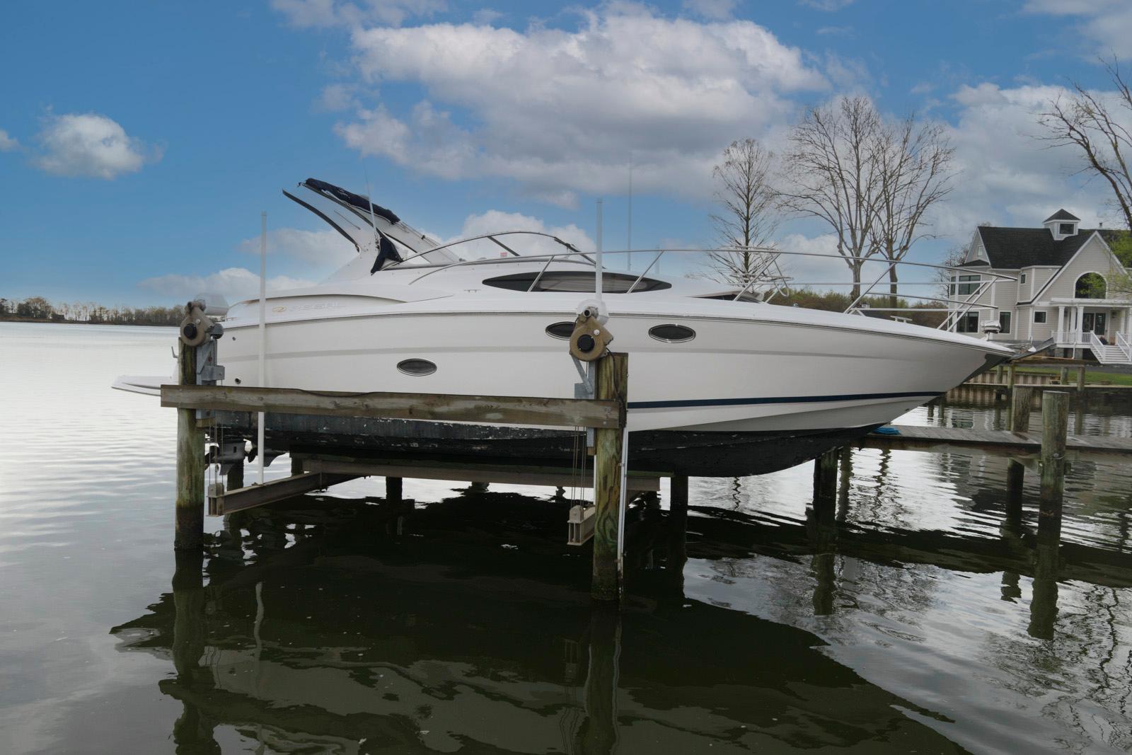 2007 Regal 3360 Window Express