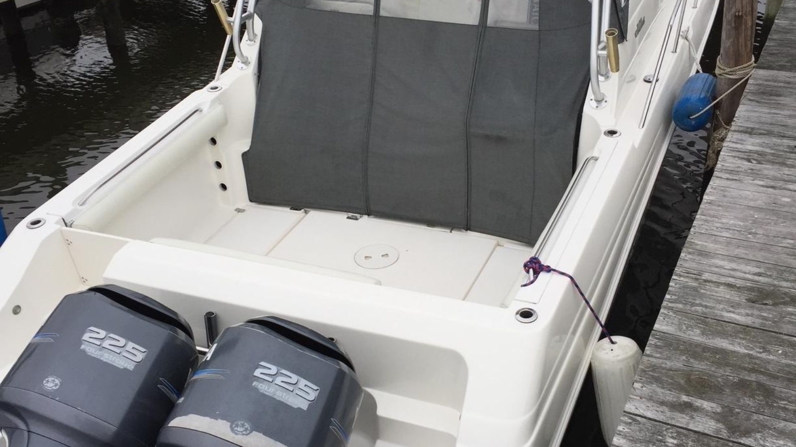 2007-wellcraft-270-coastal-power-9765351-20250420035256356-1_XLARGE.jpg