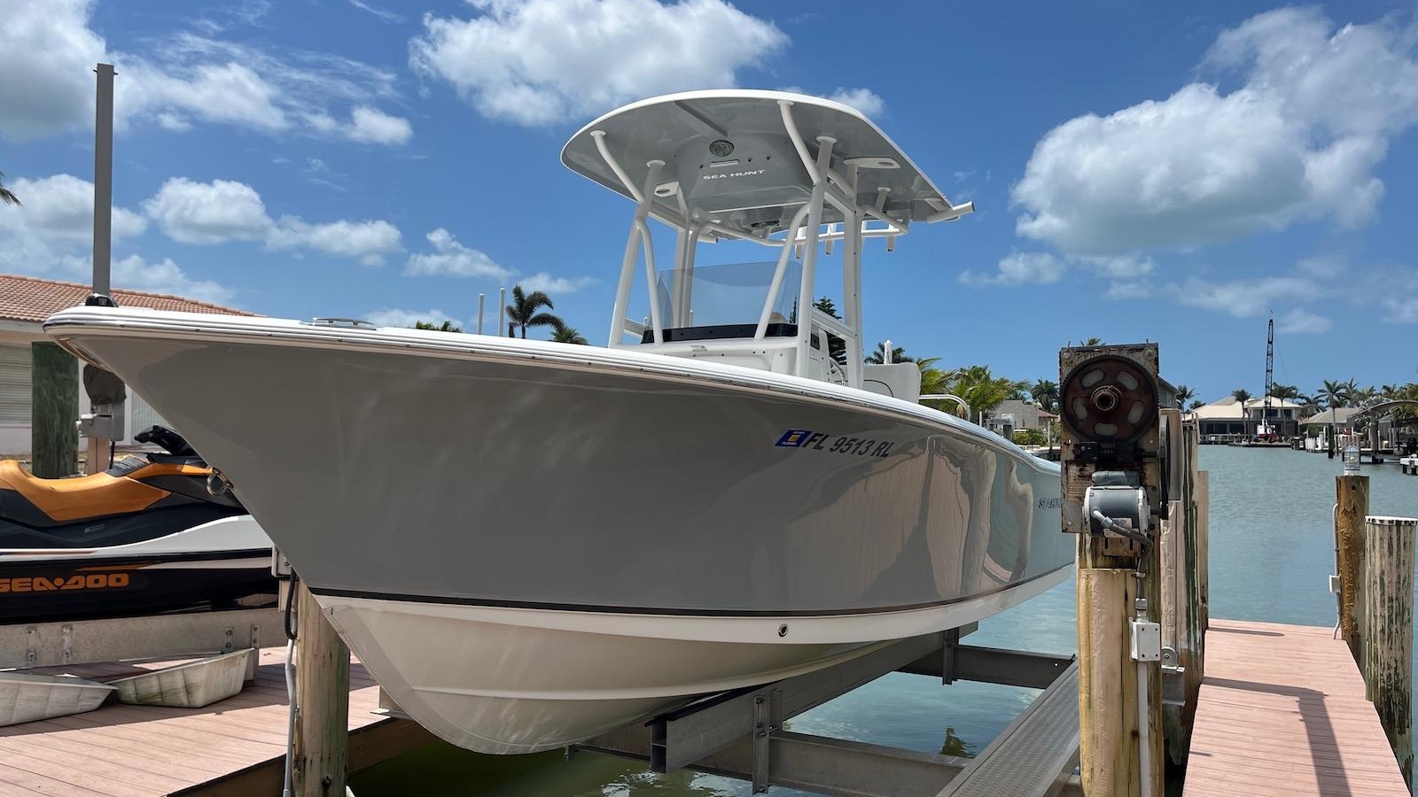 2014-sea-hunt-ultra-234-power-9762567-20250417121753441-1_XLARGE.jpg