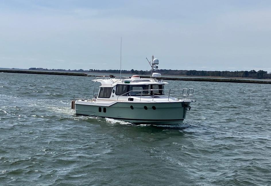 2015 Ranger Tugs R-29S