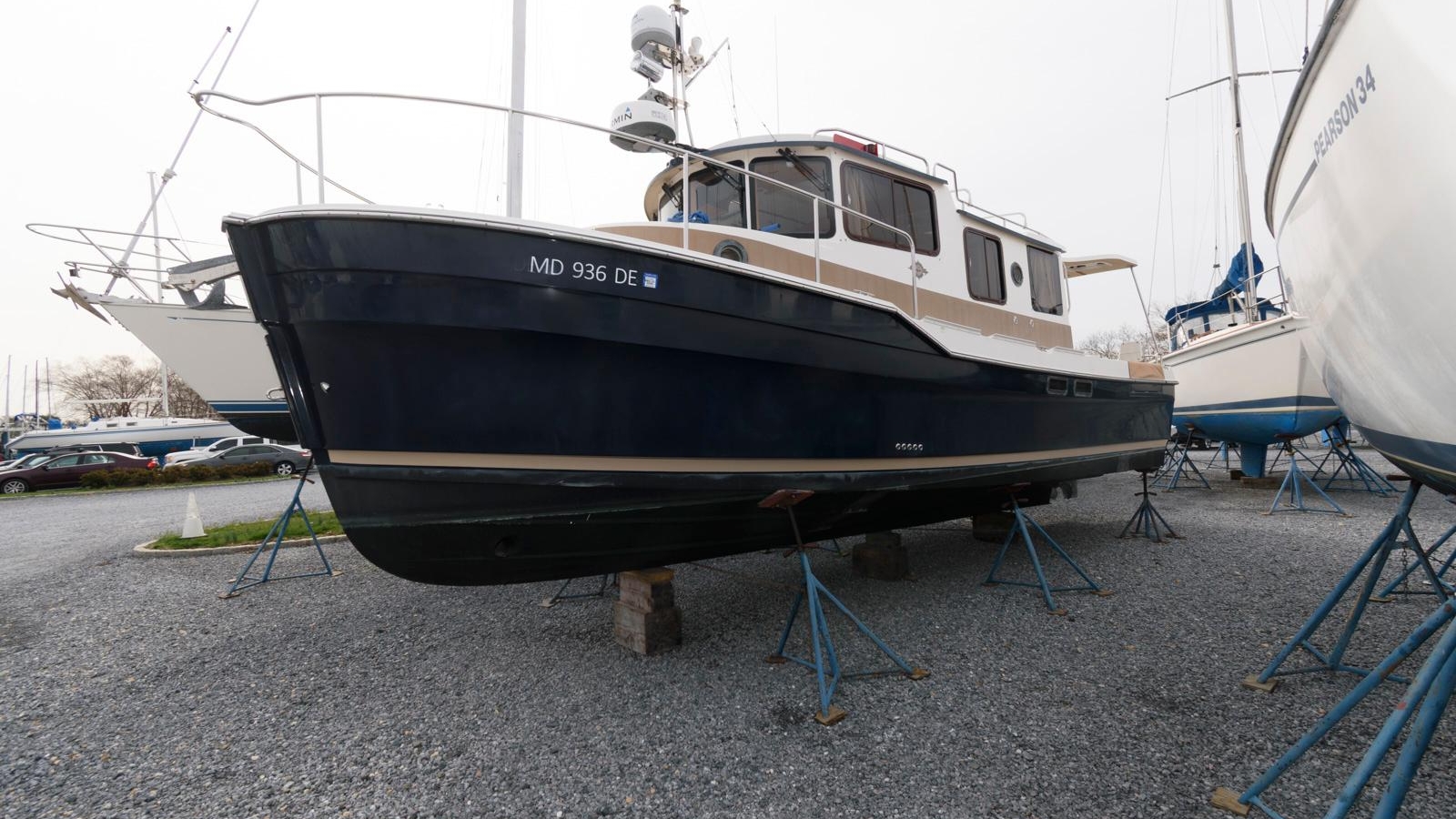2016-ranger-tugs-r-31s-power-9725775-20250404031009710-1_XLARGE.jpg