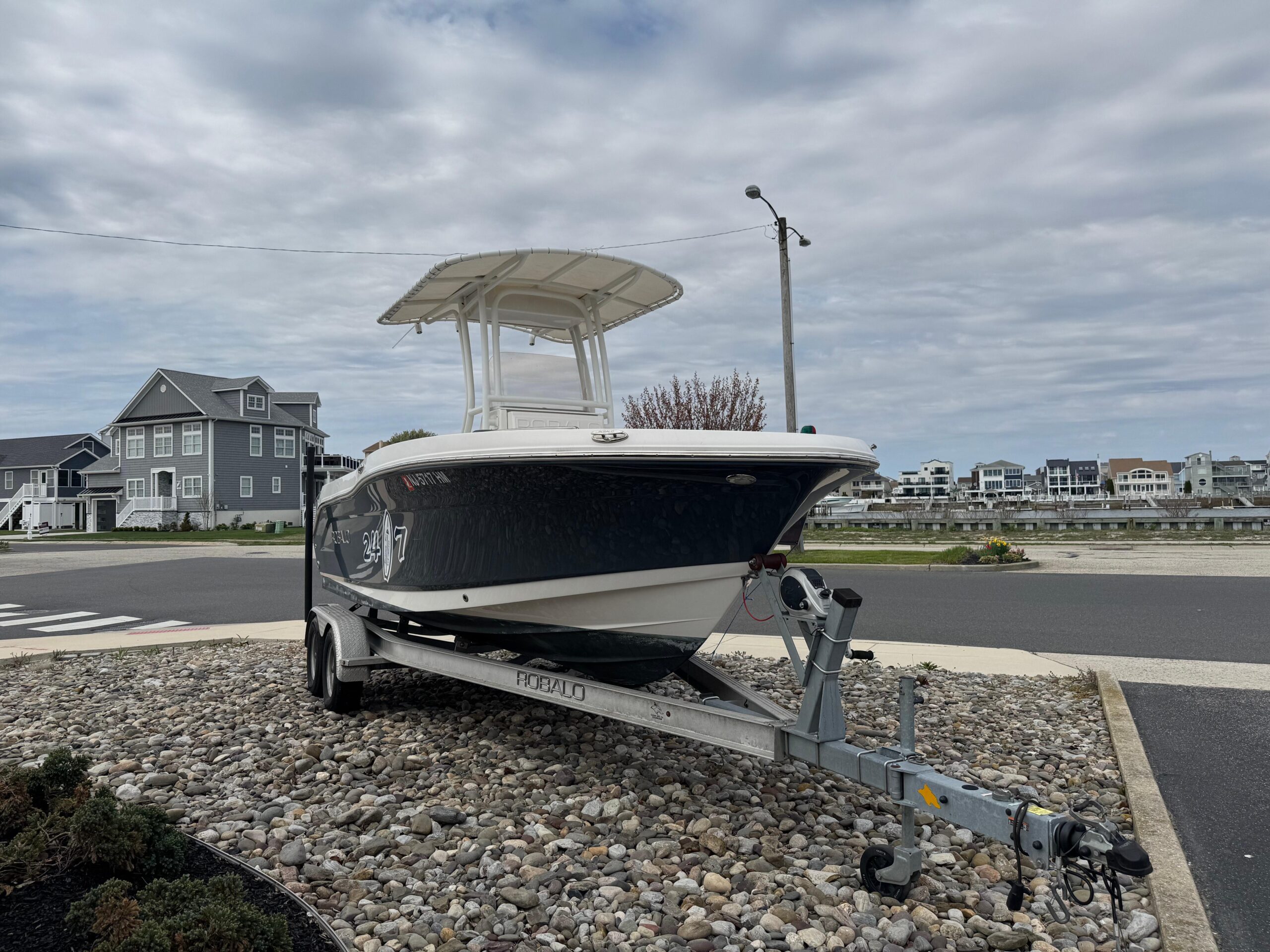 2018 Robalo R200 Center Console