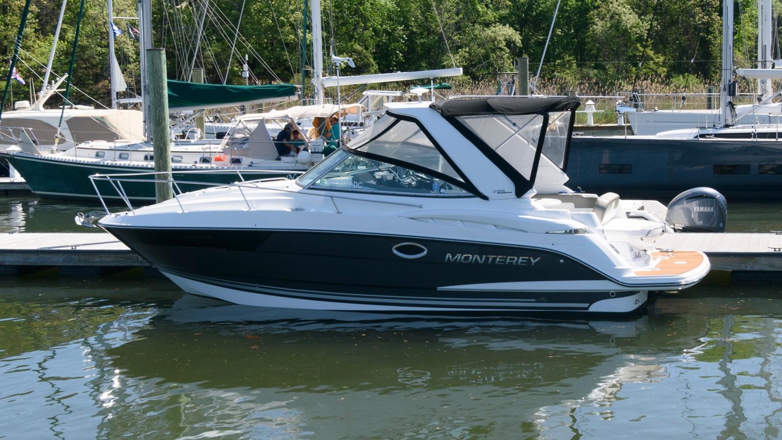 2019-monterey-295-sport-yacht-power-9756044-20250428172138883-1_XLARGE.jpg