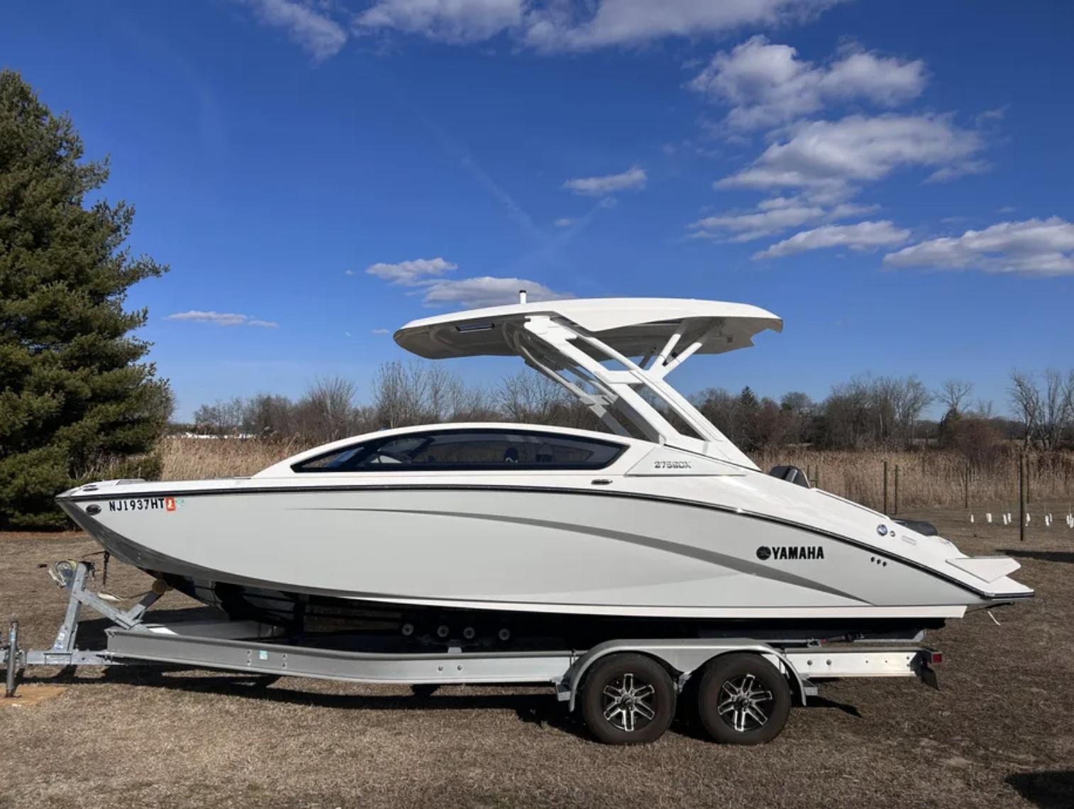 2023 Yamaha Boats 275 SDX
