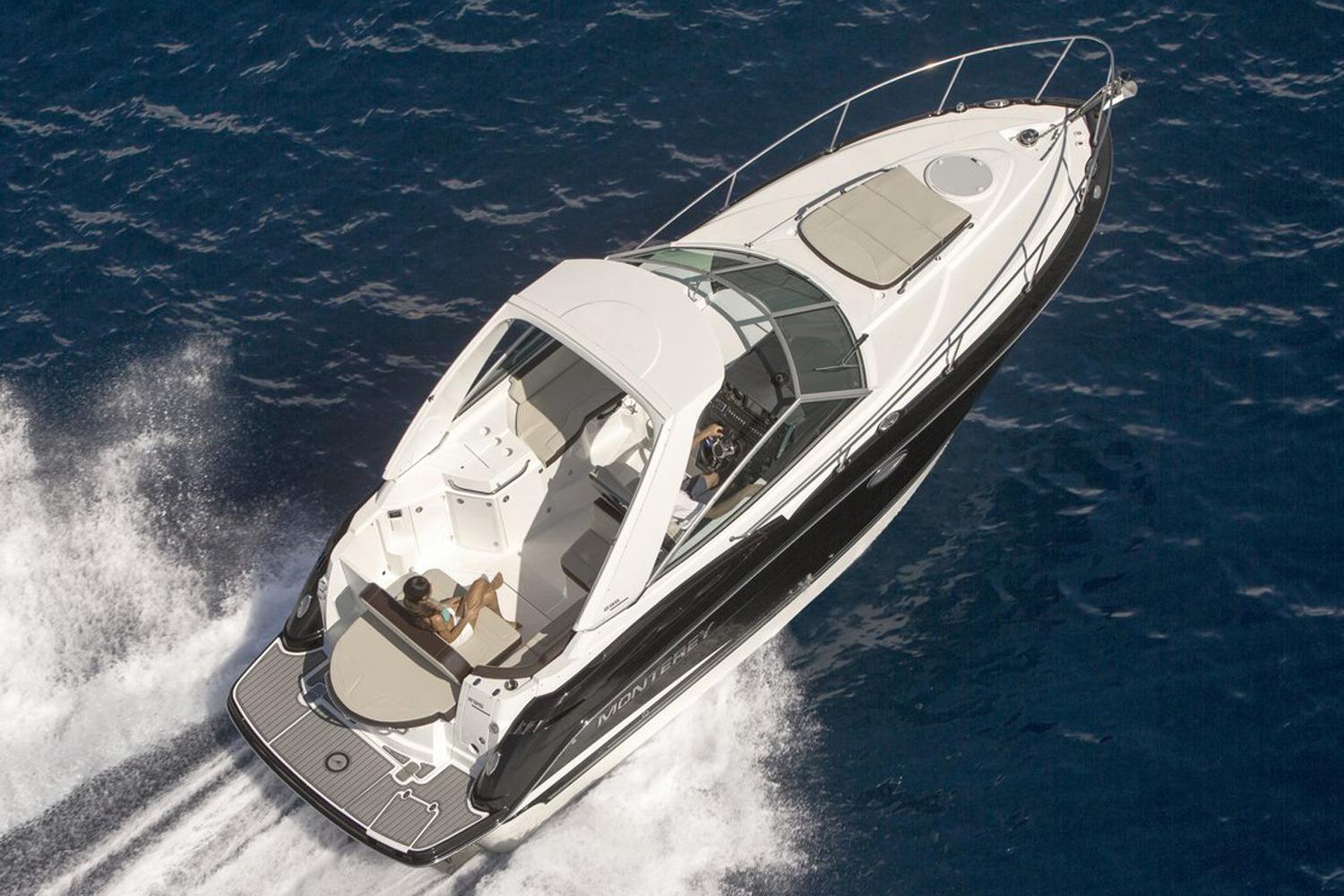 2019 Monterey 295 Sport Yacht