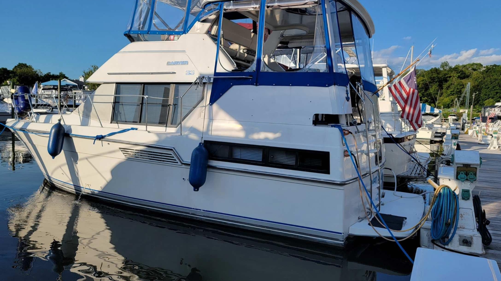 1992-carver-33-aft-cabin-power-9784977-20250507050047259-1_XLARGE.jpg