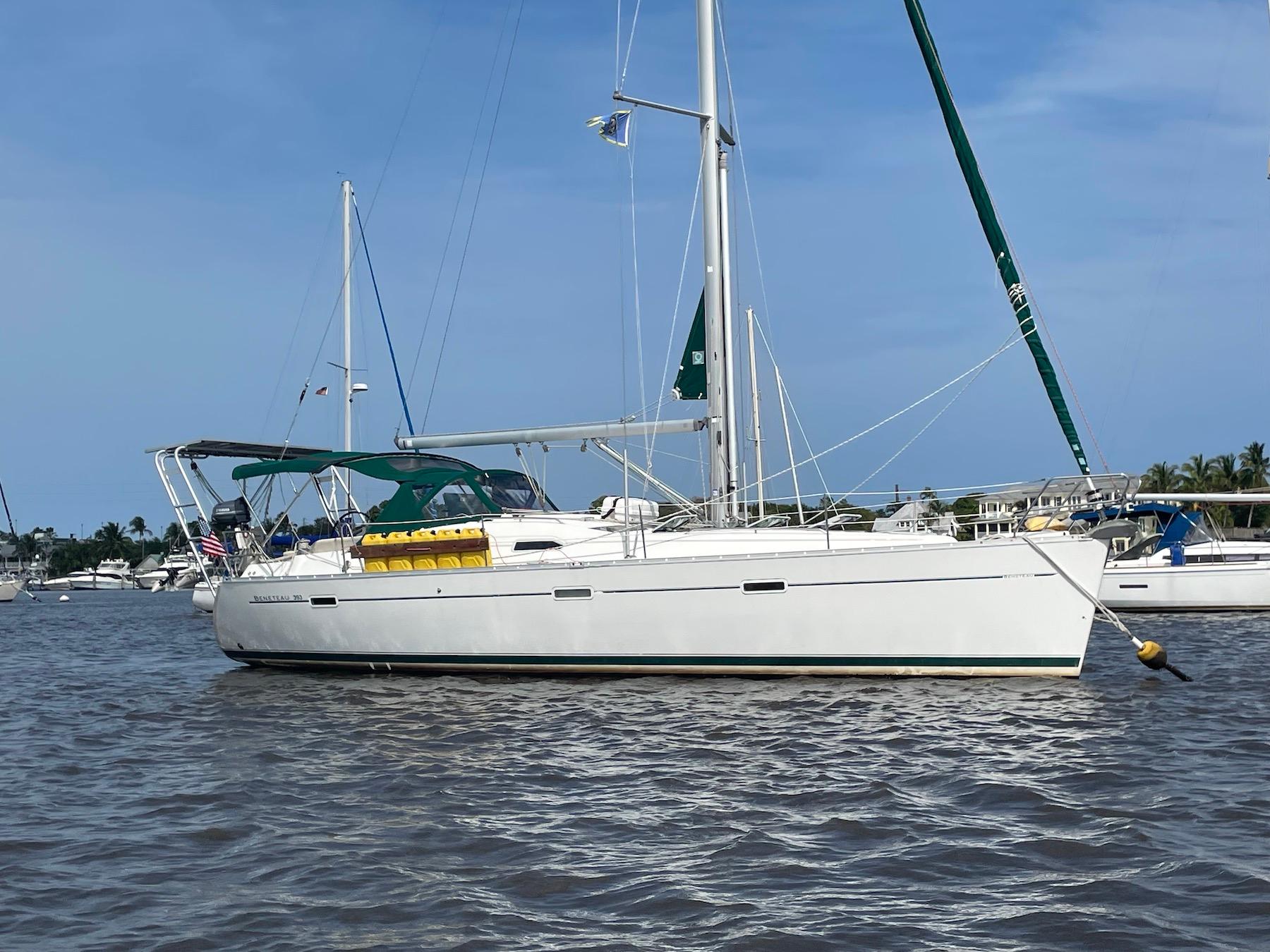 2003 Beneteau 393