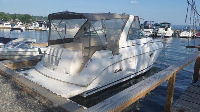 2004 Rinker Fiesta Vee 290