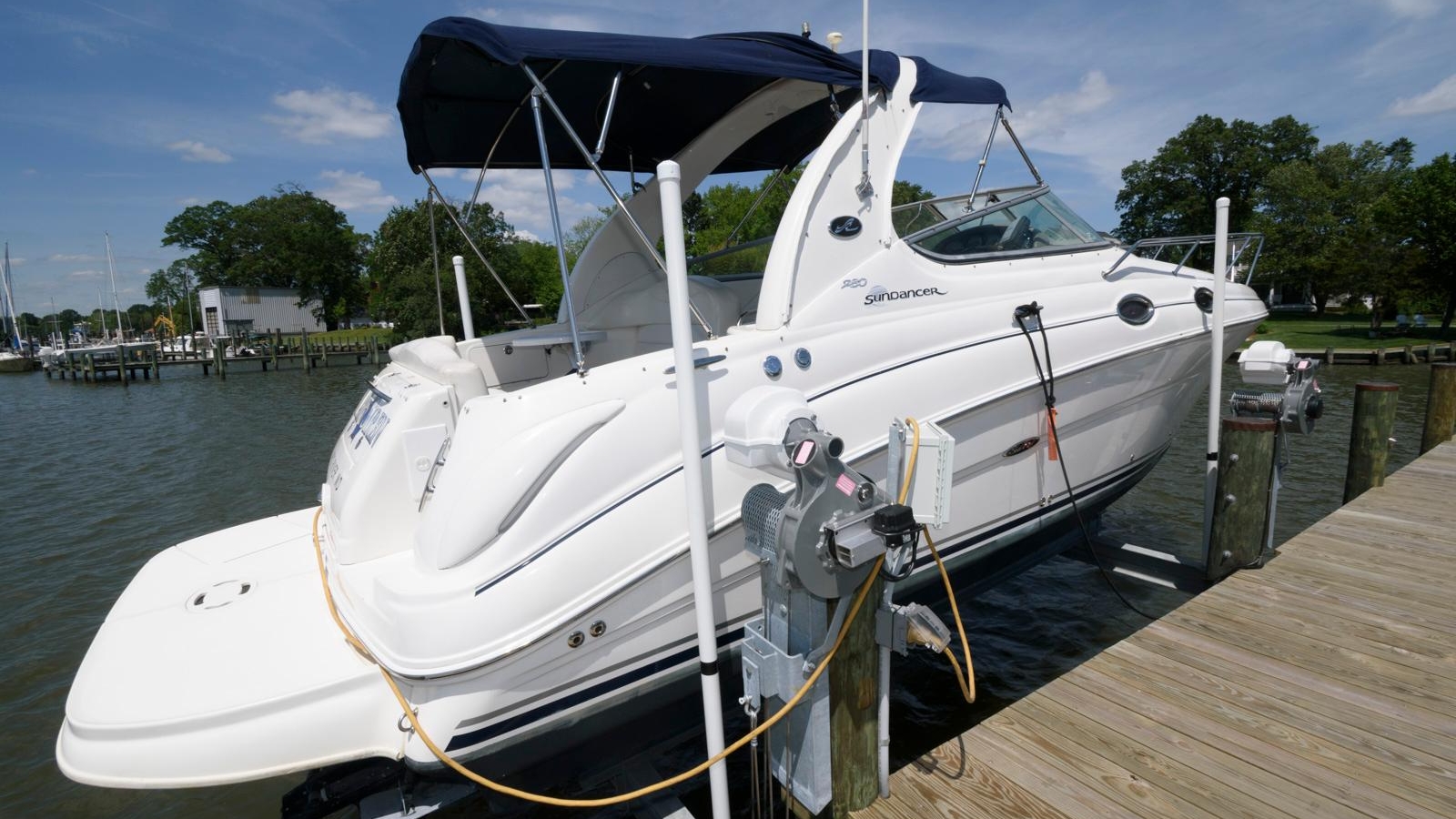 2005-sea-ray-280-sundancer-power-9782199-20250520034900884-1_XLARGE.jpg