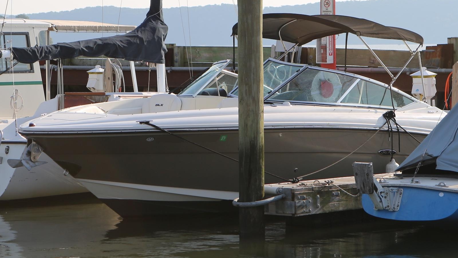 2006-sea-ray-270-slx-power-9817609-20250531042016243-1_XLARGE.jpg