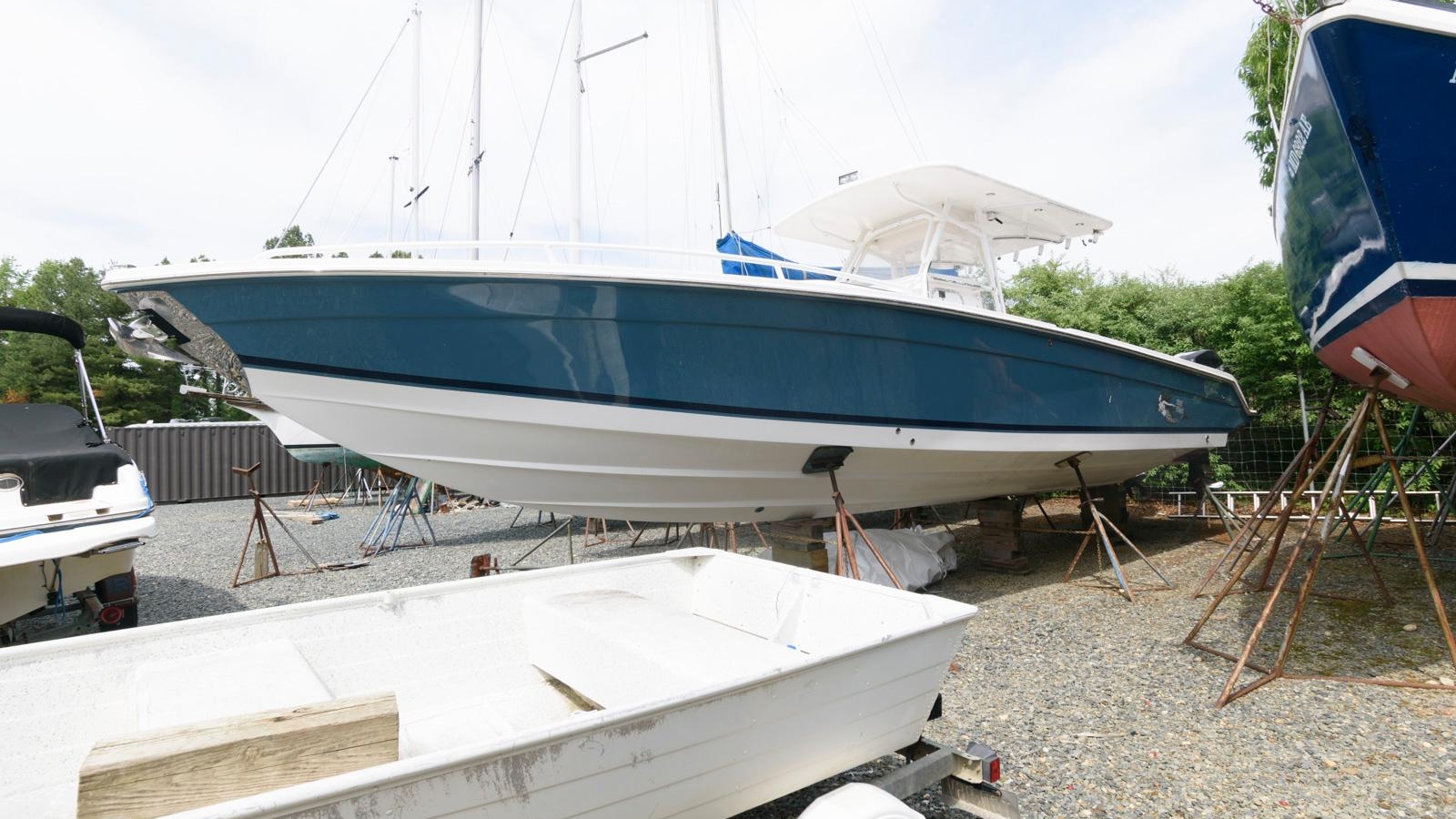 2008-marlago-fs-35-center-console-cuddy-power-9703643-20250511150543957-1_XLARGE.jpg