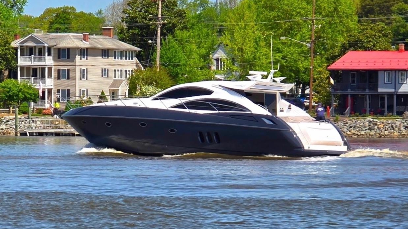2009-sunseeker-predator-62-power-9814594-20250525031648954-1_XLARGE.jpg
