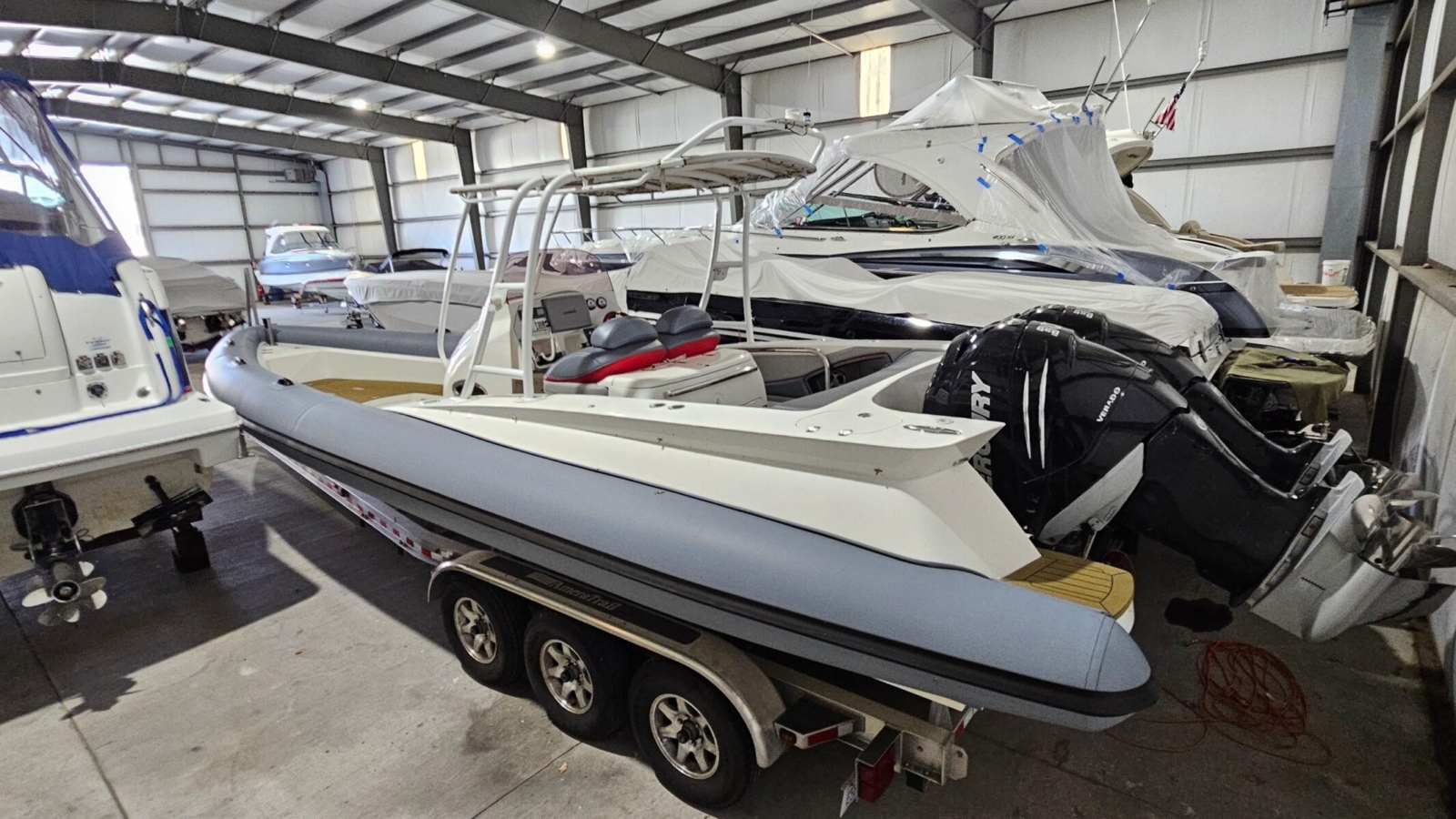 2012-cougar-r10-rigid-inflatable-power-9795582-20250515142548769-1_XLARGE.jpg