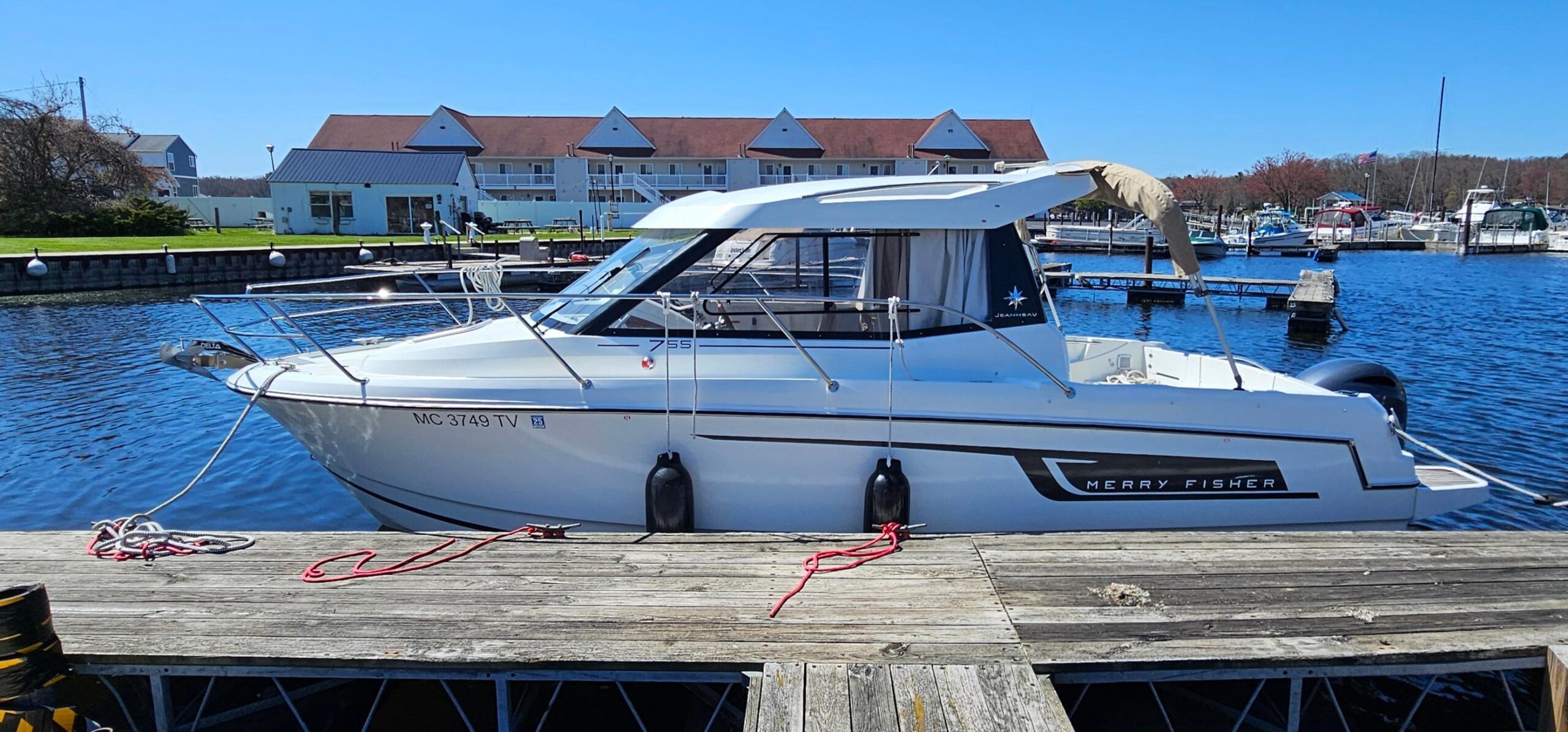 2016 Jeanneau 755 Merry Fisher