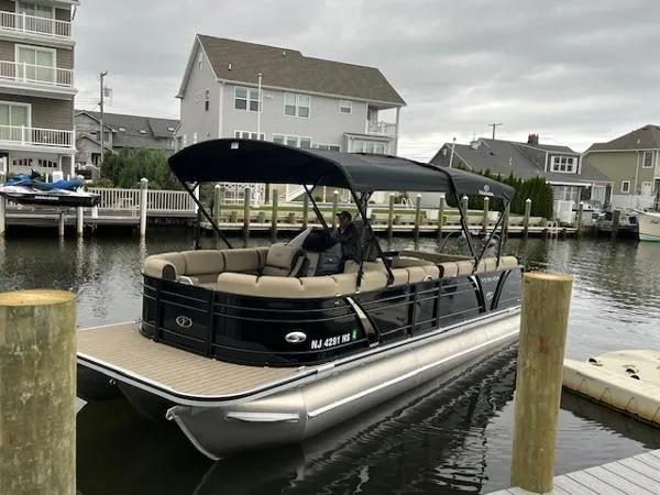 2023 Veranda VP25VLB