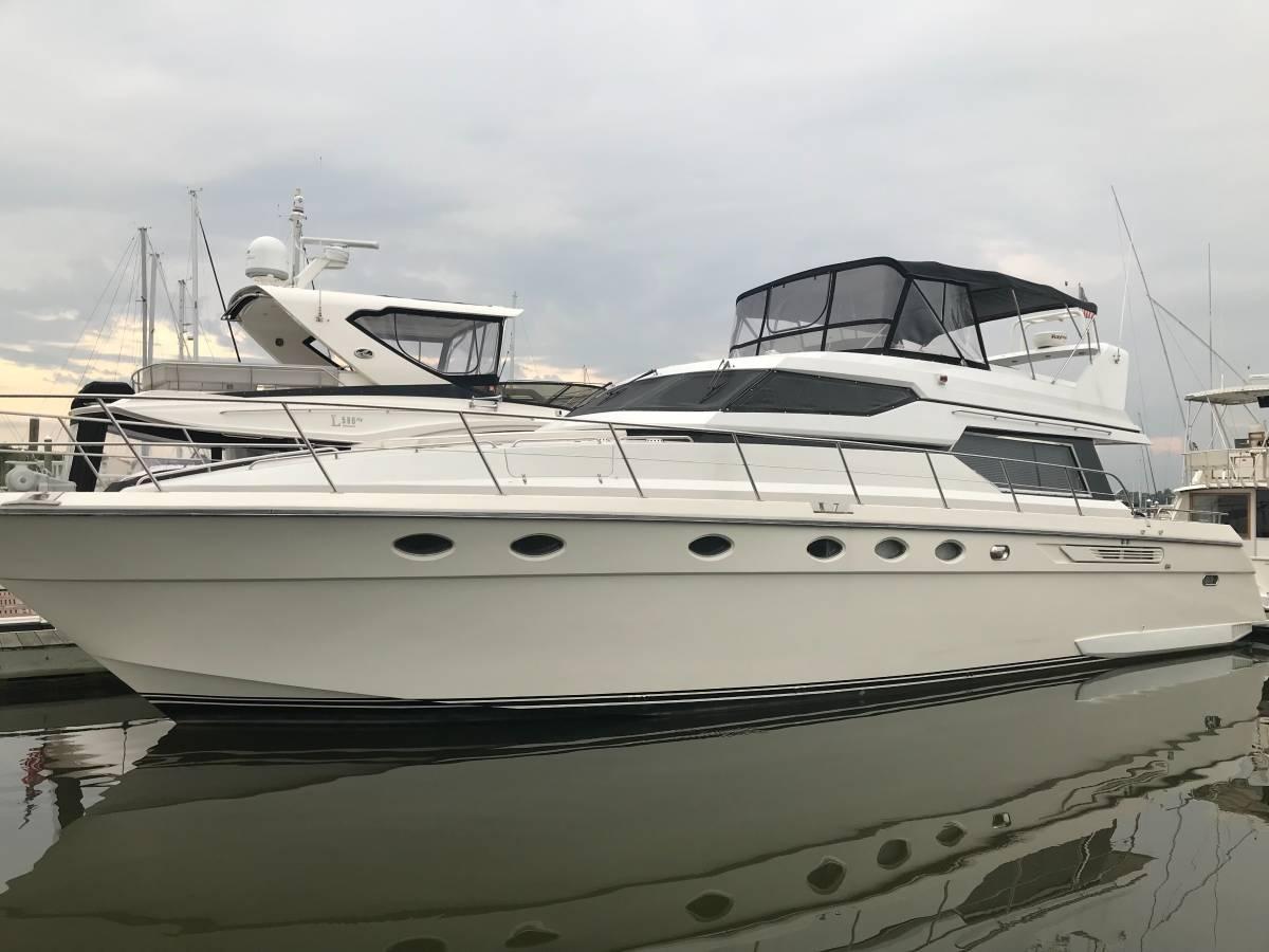 1989 Birchwood 62 Cockpit Motor Yacht