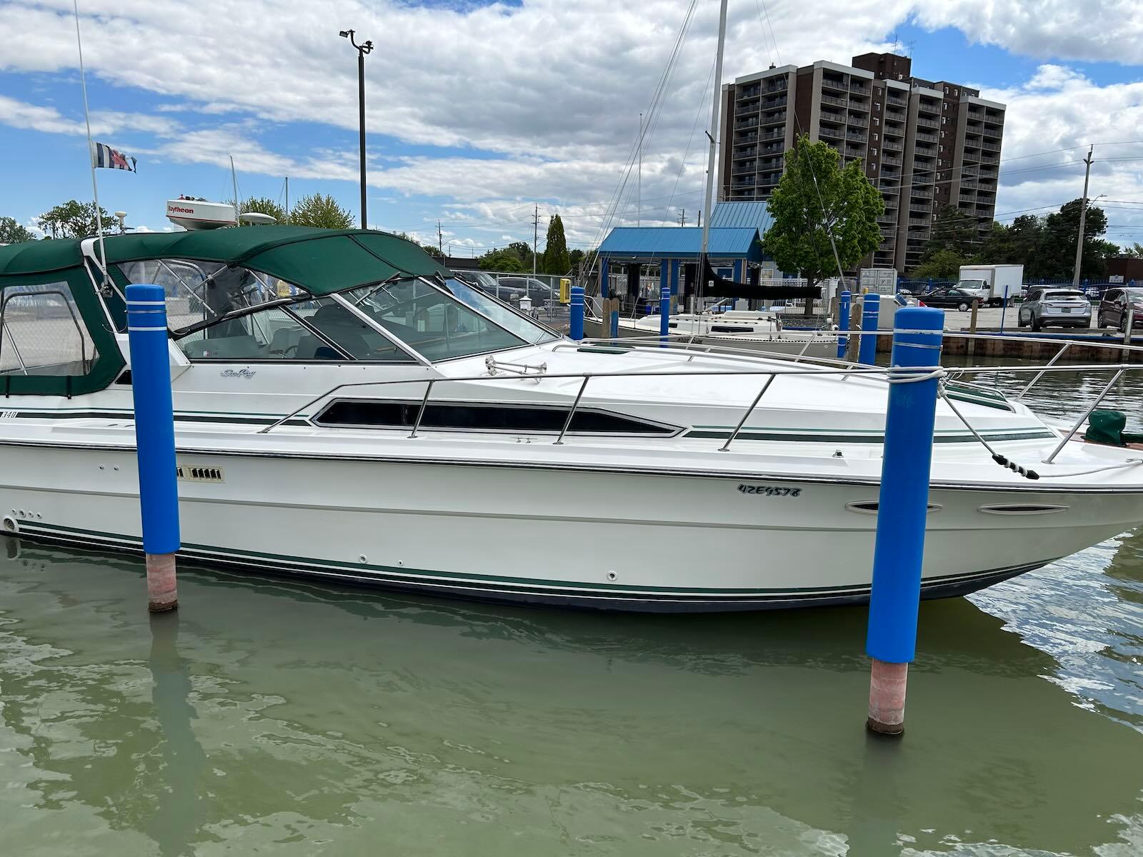 1989 Sea Ray 340 Express Cruiser