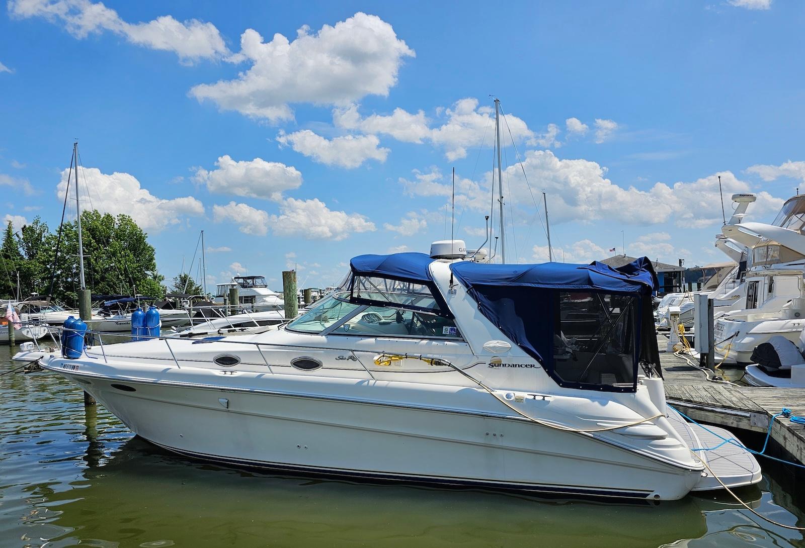 1998 Sea Ray 330 Sundancer