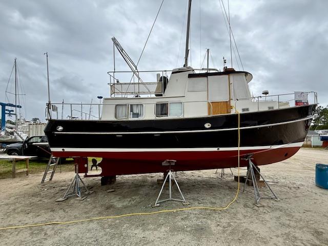 1999 Eagle 32 Trawler