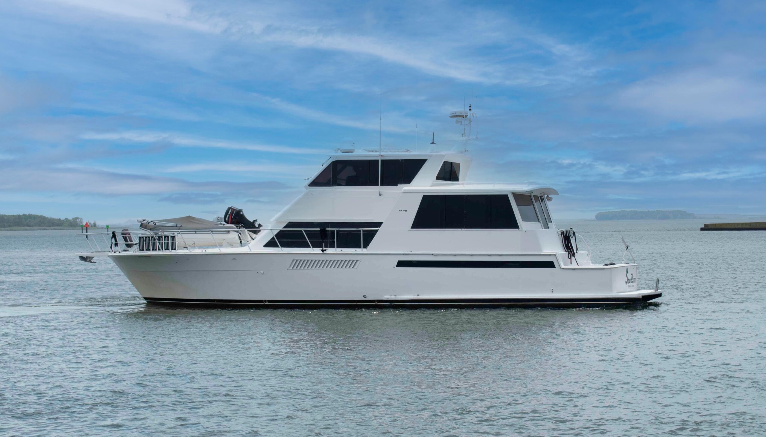 1999 Viking 60 Cockpit Motor Yacht