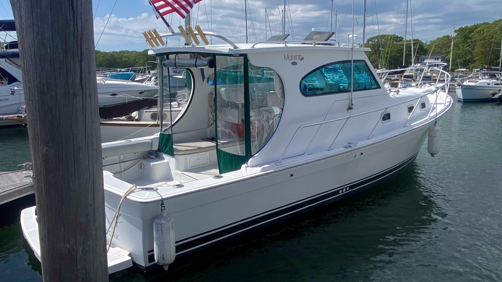 2000-mainship-pilot-30-sedan-power-9830606-20250607023842470-1_XLARGE.jpg