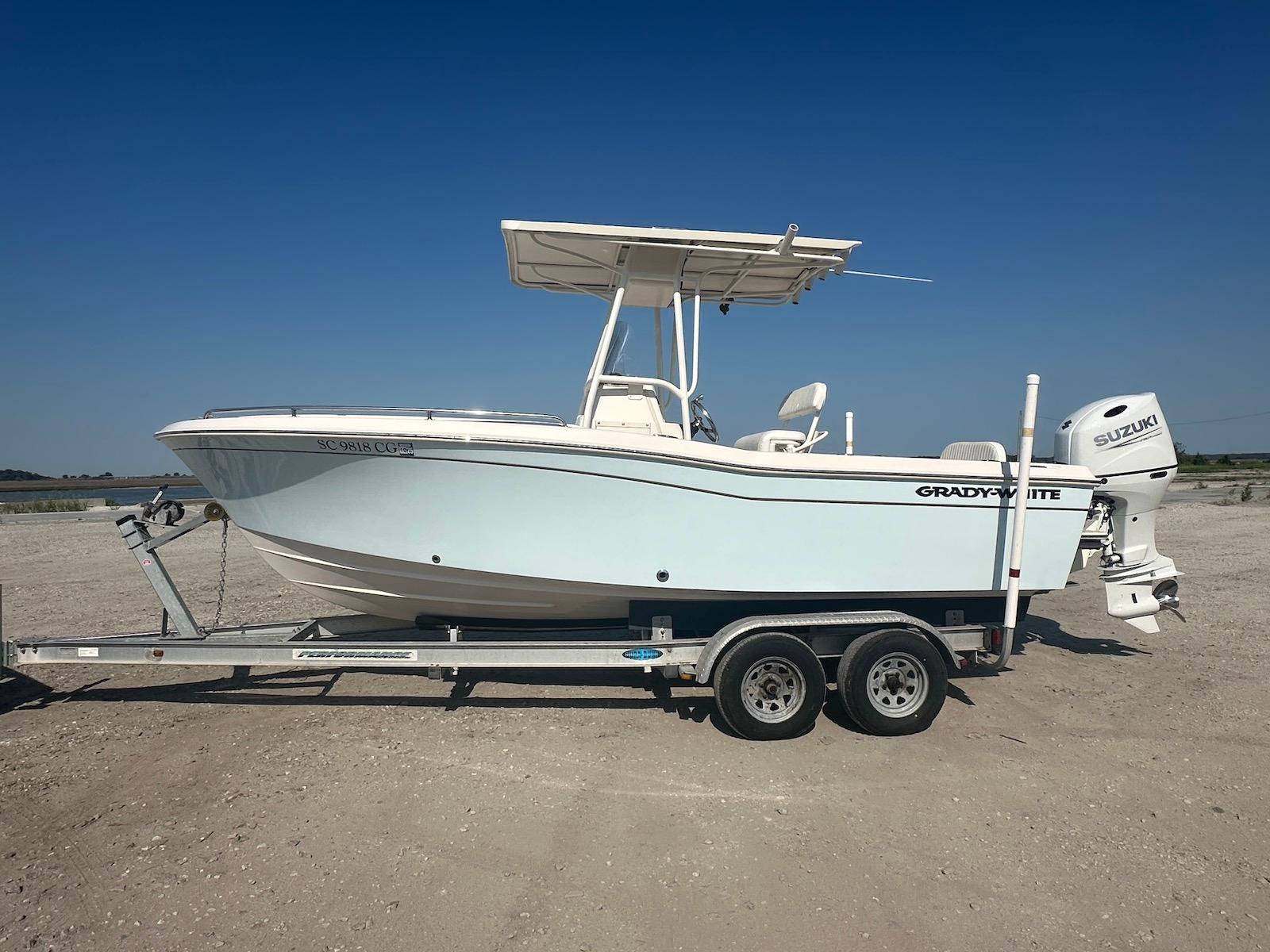 2001 Grady-White Escape 209