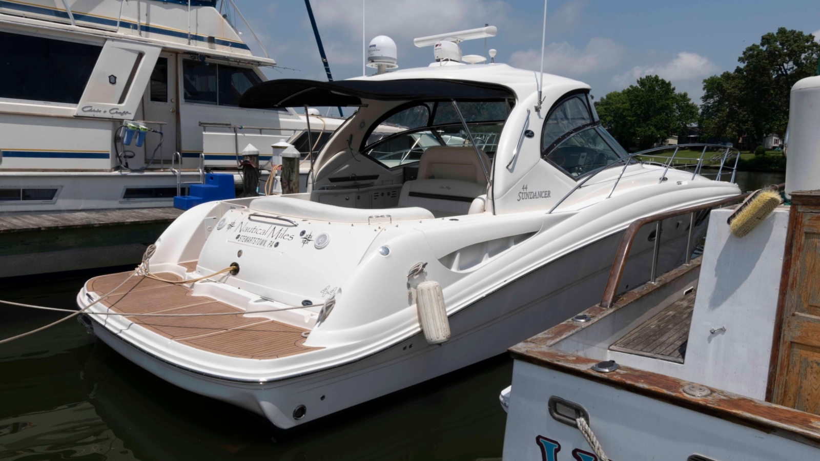 2007-sea-ray-44-sundancer-power-9830130-20250609183021056-1_XLARGE.jpg