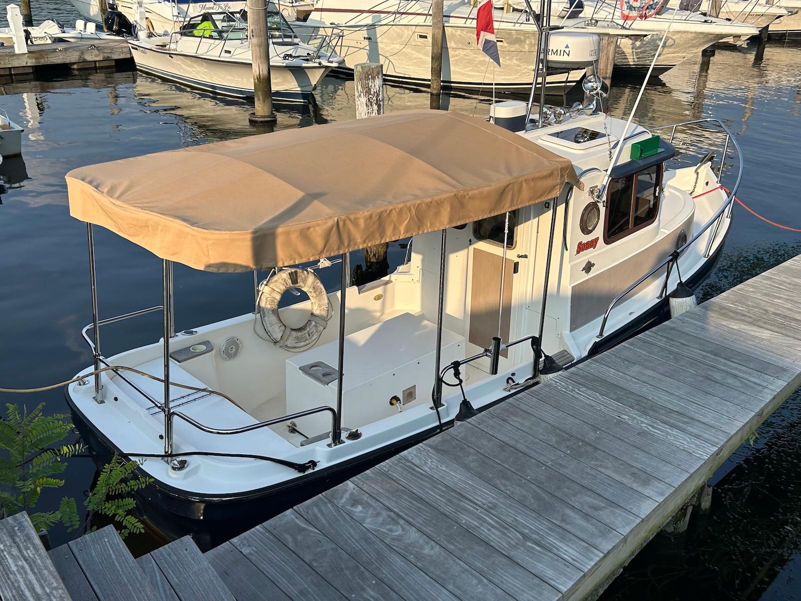 2008 Ranger Tugs R21-EC
