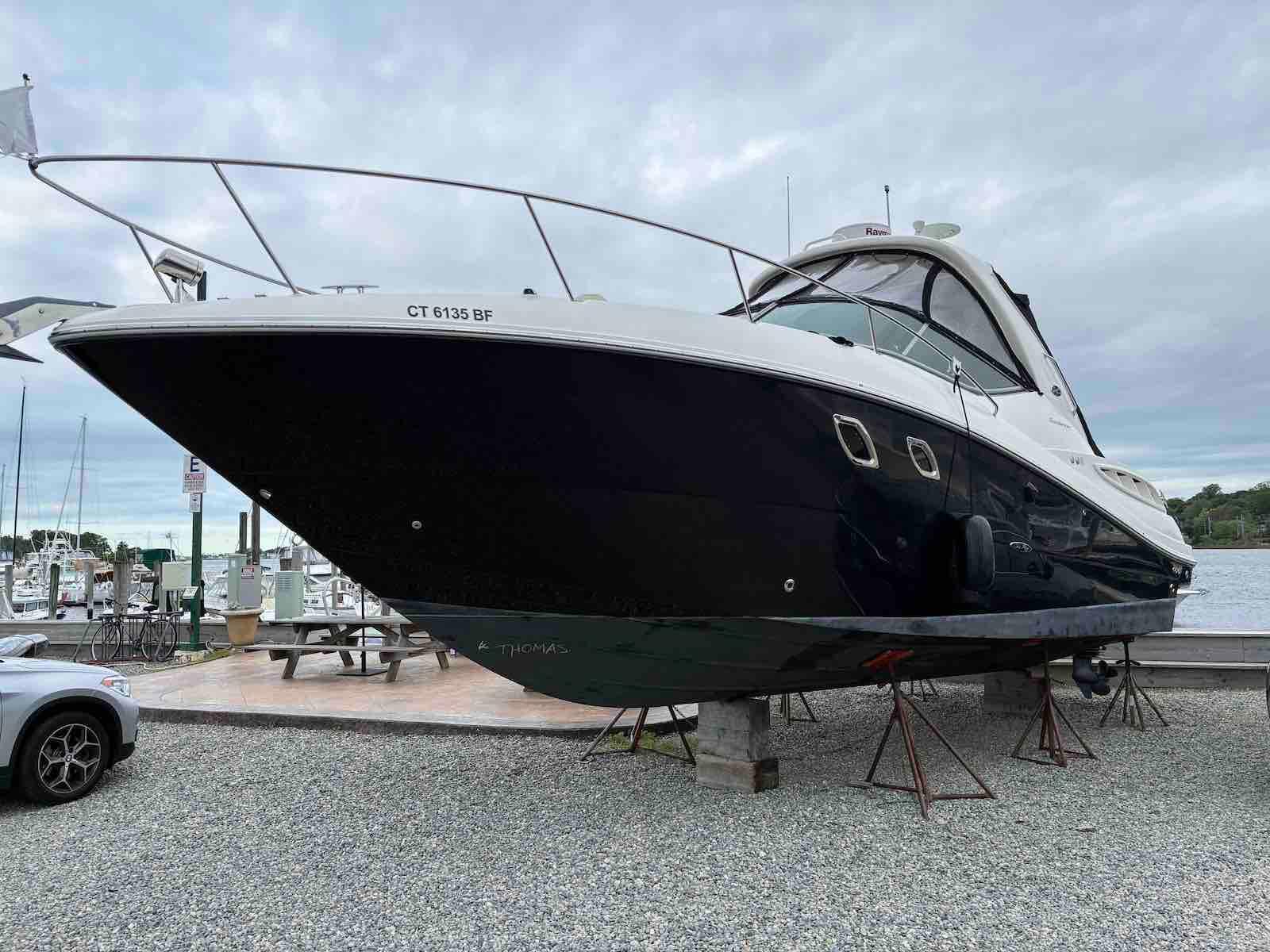 2009 Sea Ray 330 Sundancer