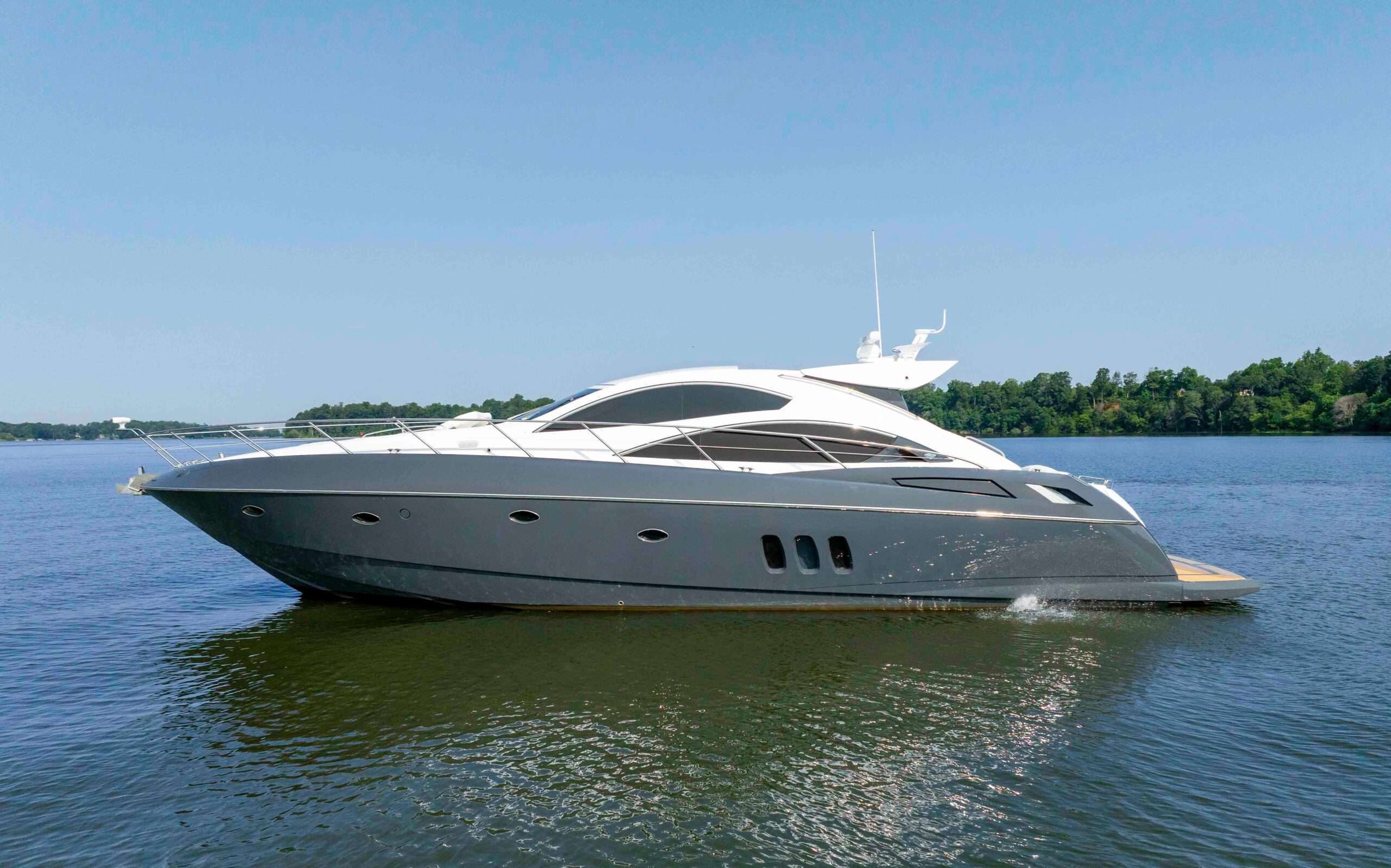 2009 Sunseeker Predator 62