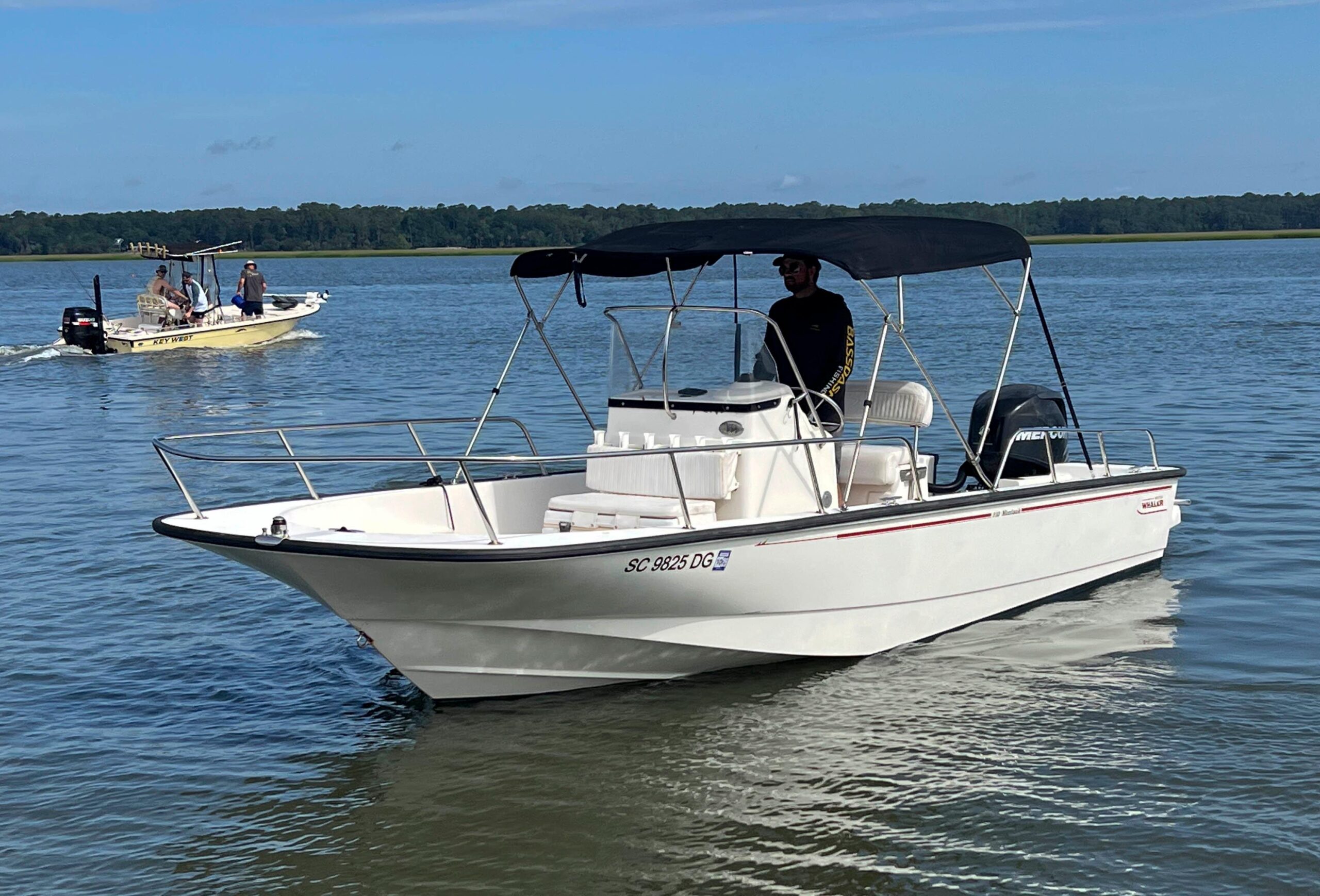 2014 Boston Whaler 210 Montauk