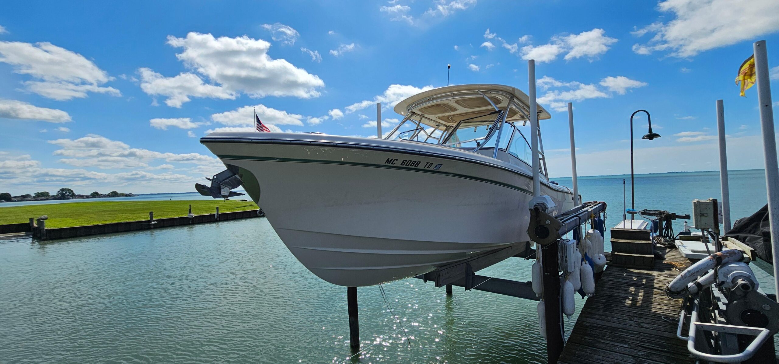 2014 Grady-White Freedom 285
