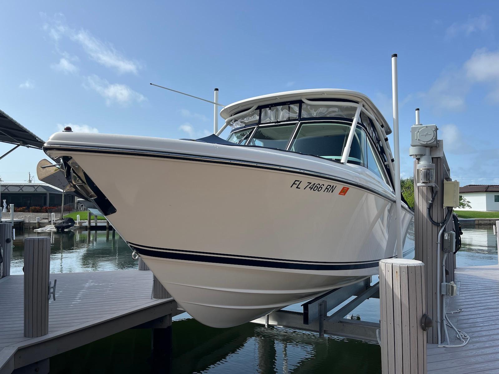 2017 Pursuit DC 265 Dual Console