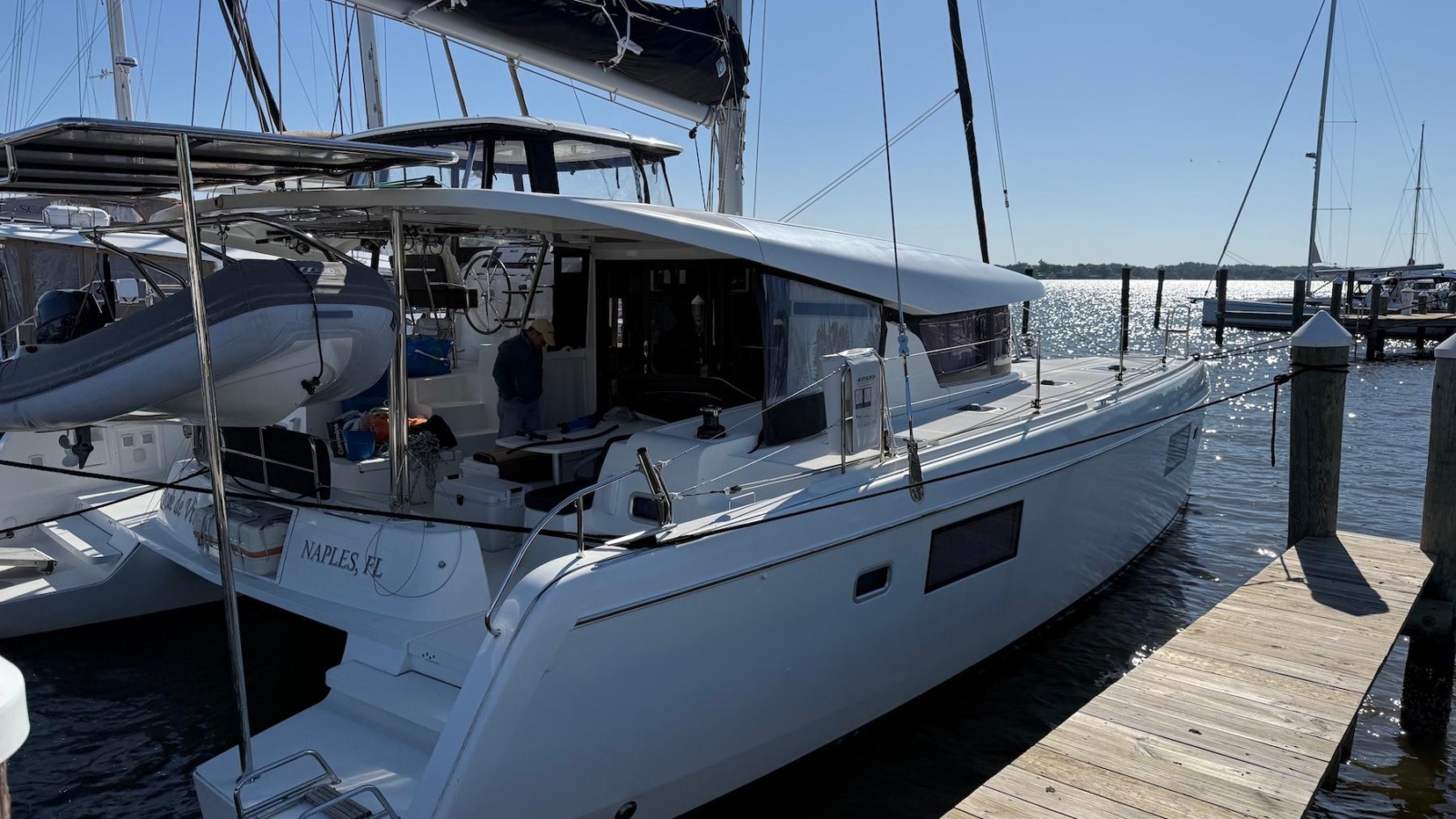 2019-lagoon-42-sail-9794599-20250515022646206-1_XLARGE.jpg