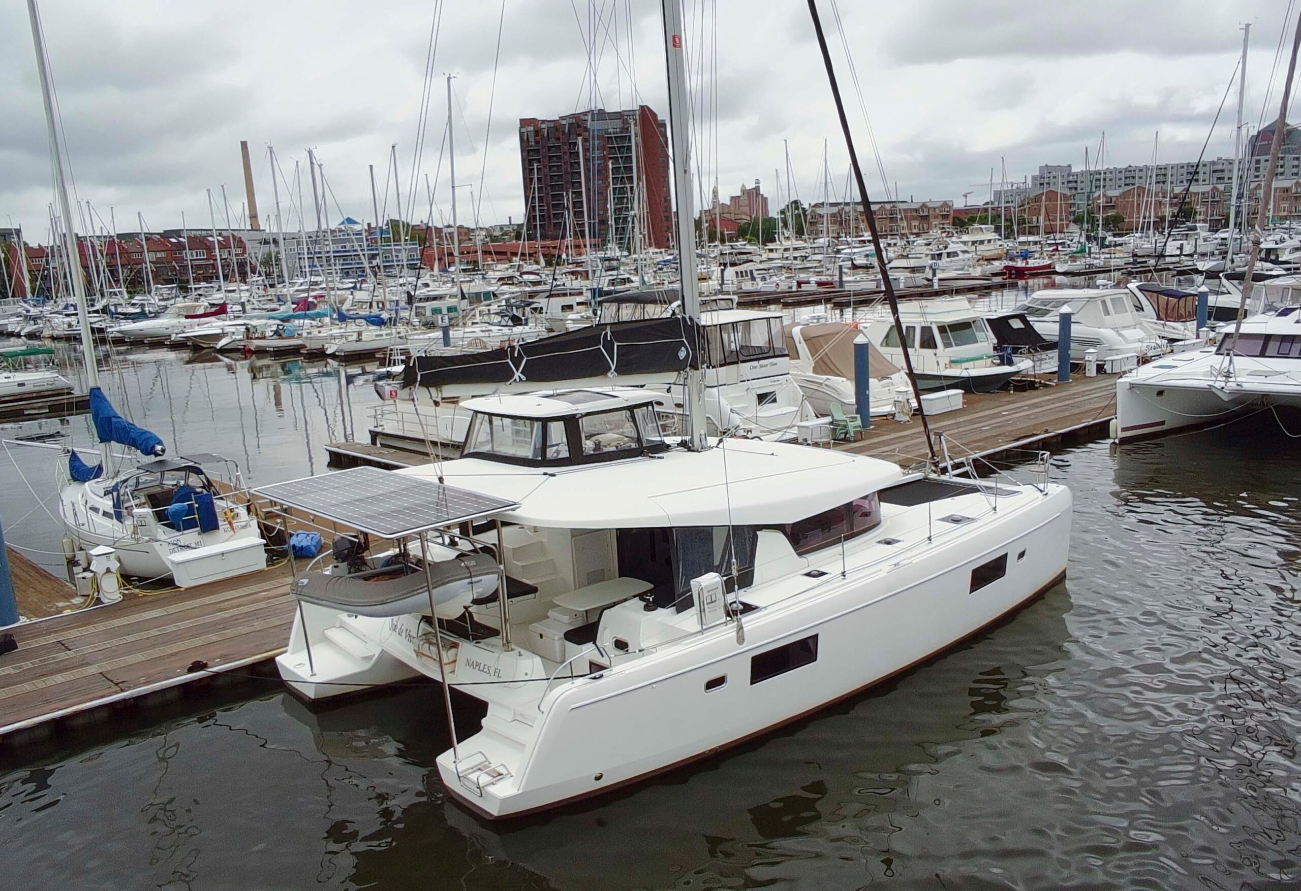 2019 Lagoon 42