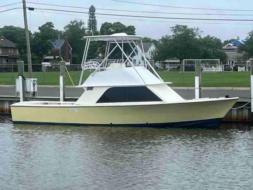 1982 Blackfin 32 FLYBRIDGE SPORTFISH