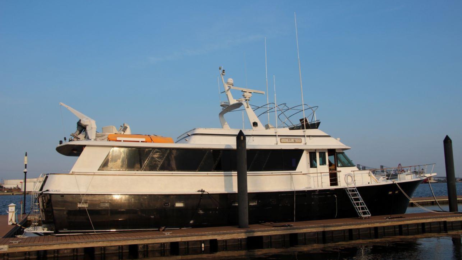 1985-hatteras-72-motor-yacht-power-9755488-20250723055606898-1.jpg