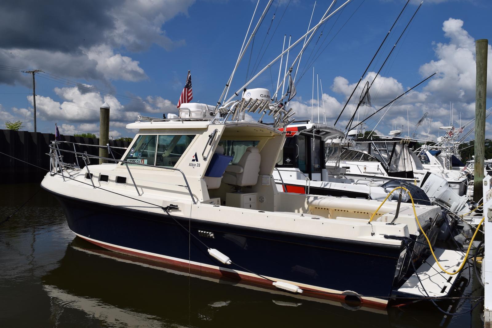 2001 Albin 28 Tournament Express
