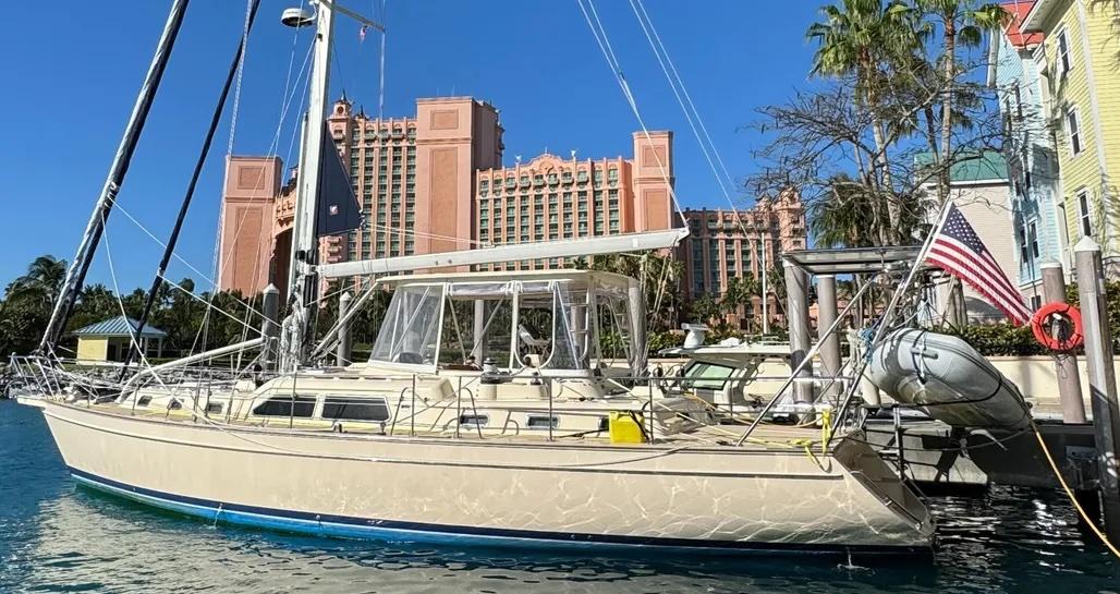 2004 Island Packet 485